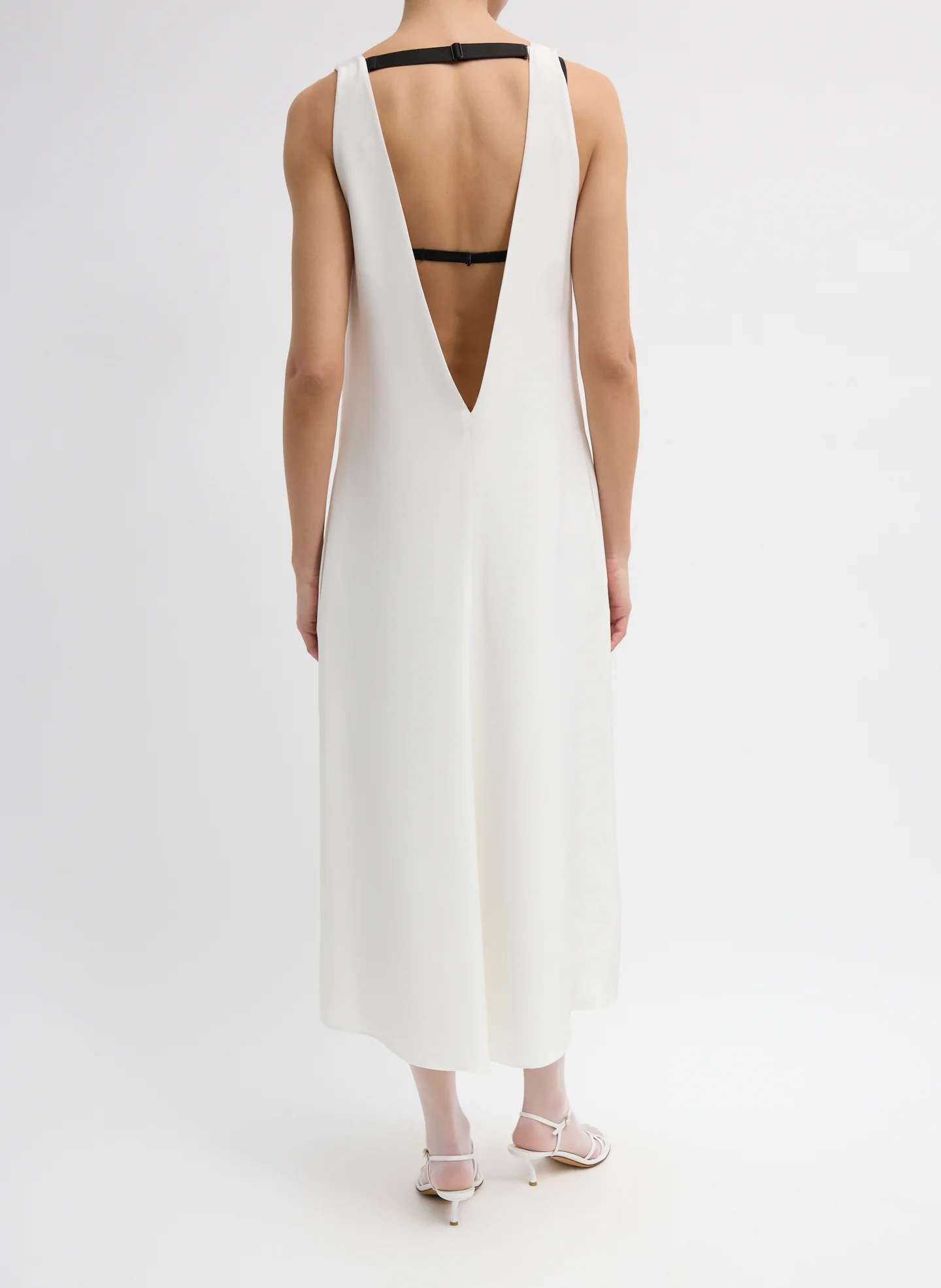 4-Ply Silk V-Neck Dress With Bra - Image 4
