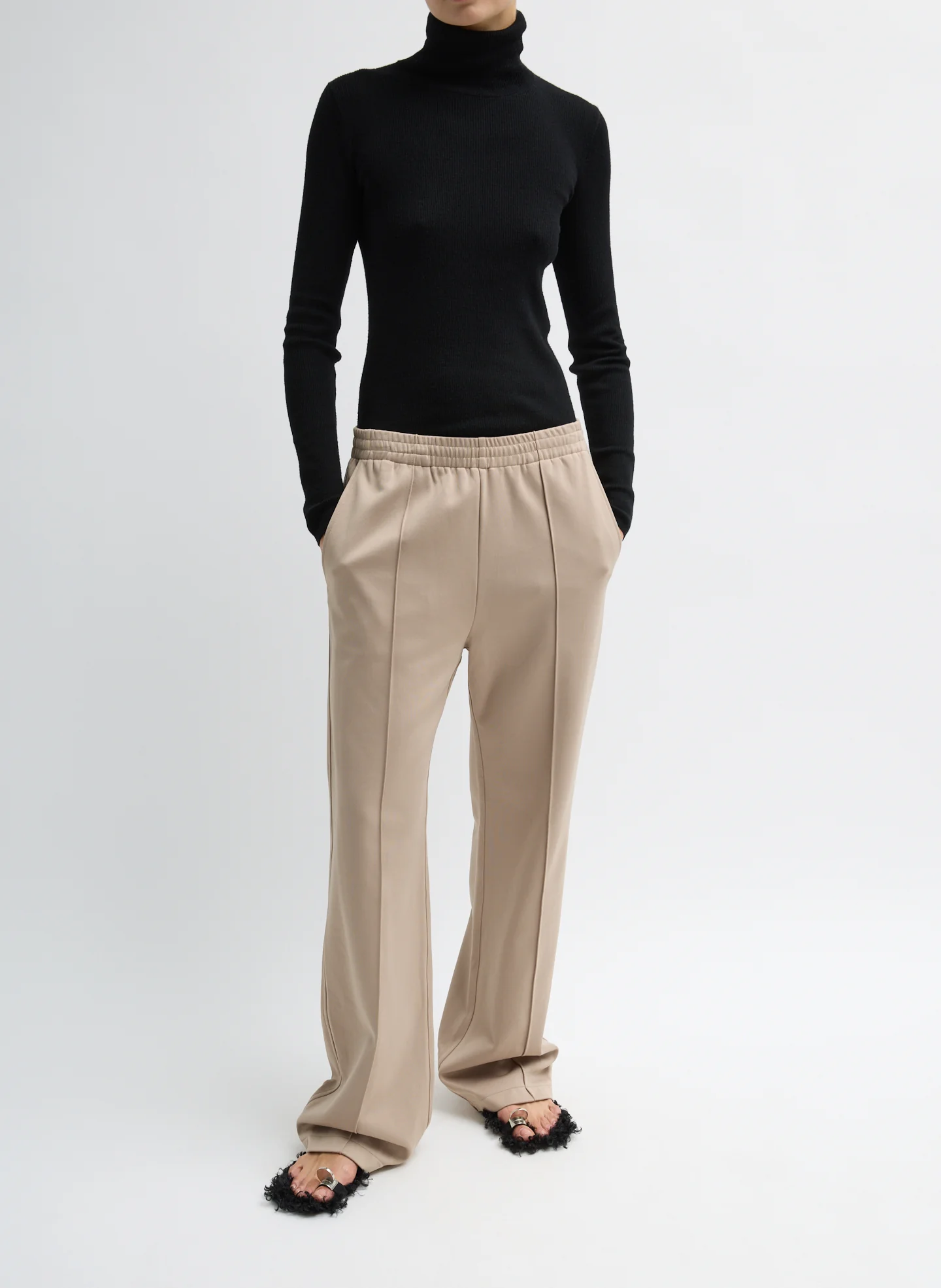 Active Knit Scottie Jogger - Image 3