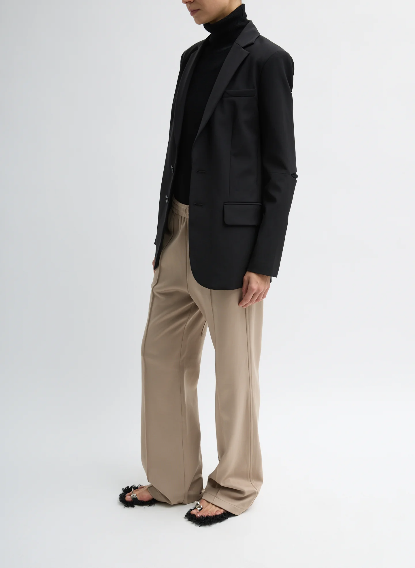 Active Knit Scottie Jogger - Image 5