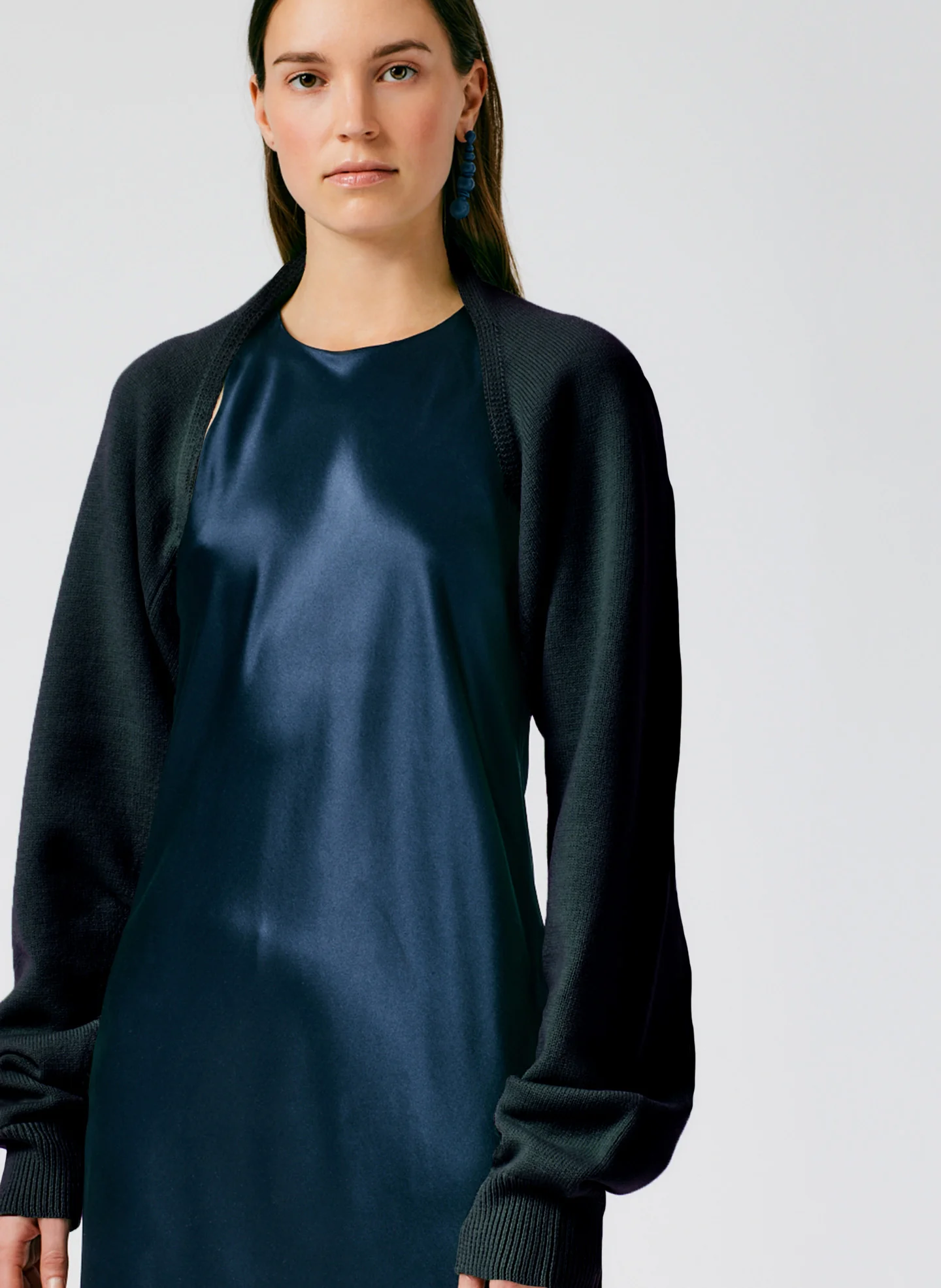 Airy Extrafine Wool Sleeve Shrug - Image 5