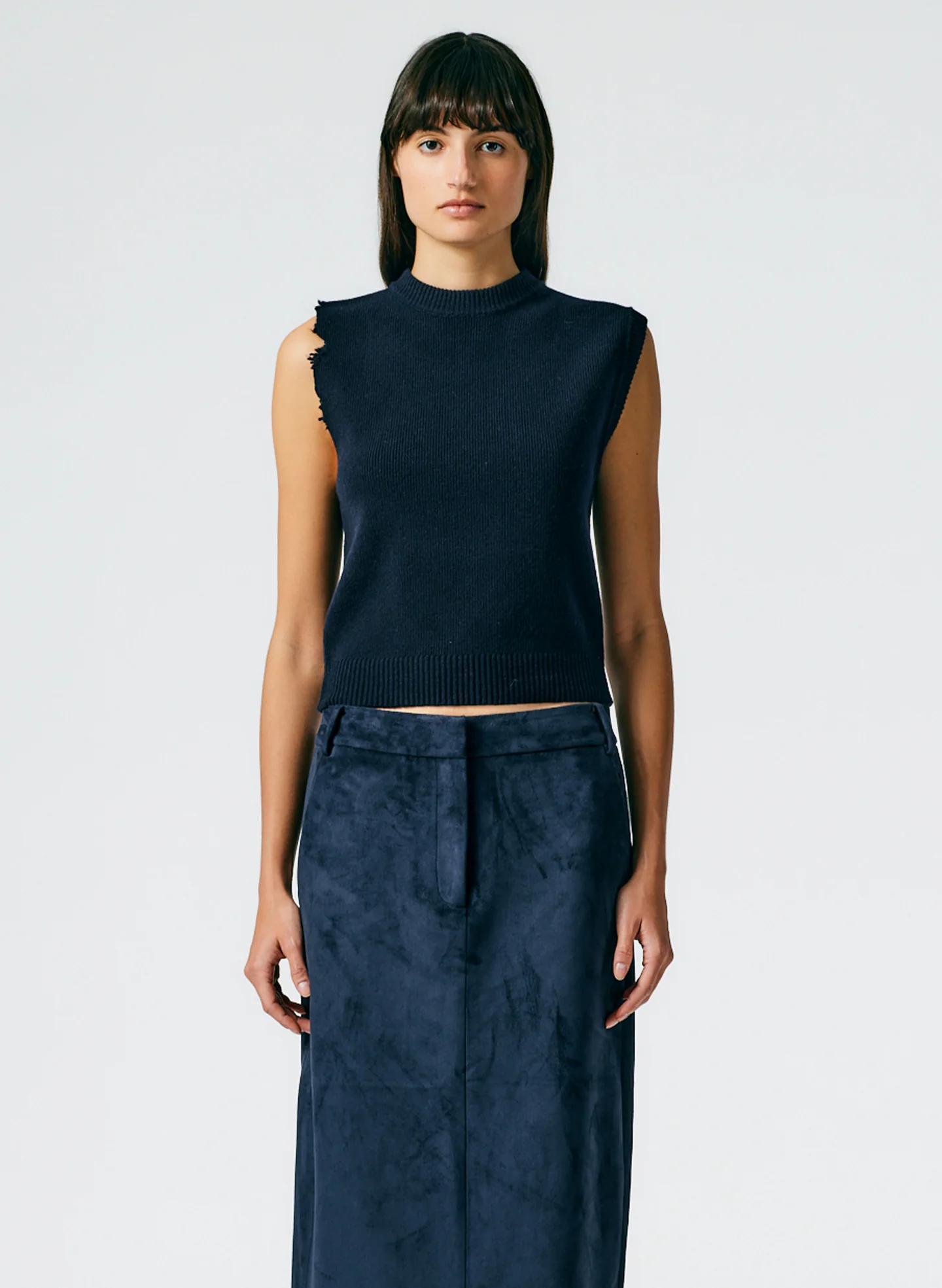 Anna Merino Wool Minime Distressed Vest - Image 3