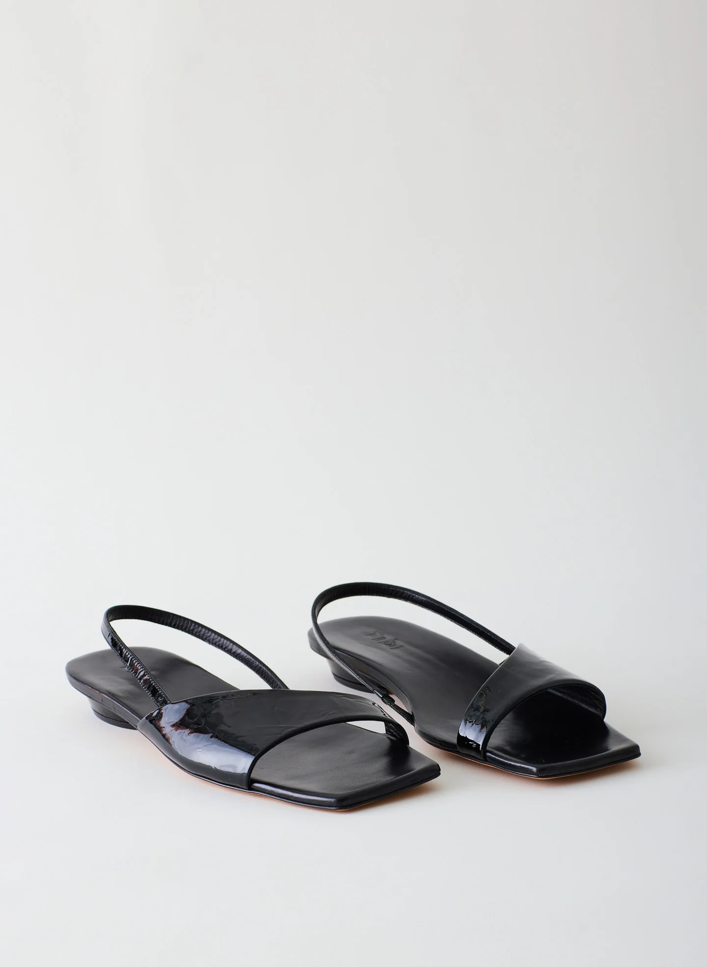 Avi Crinkle Patent Asymmetric Flat - Image 5