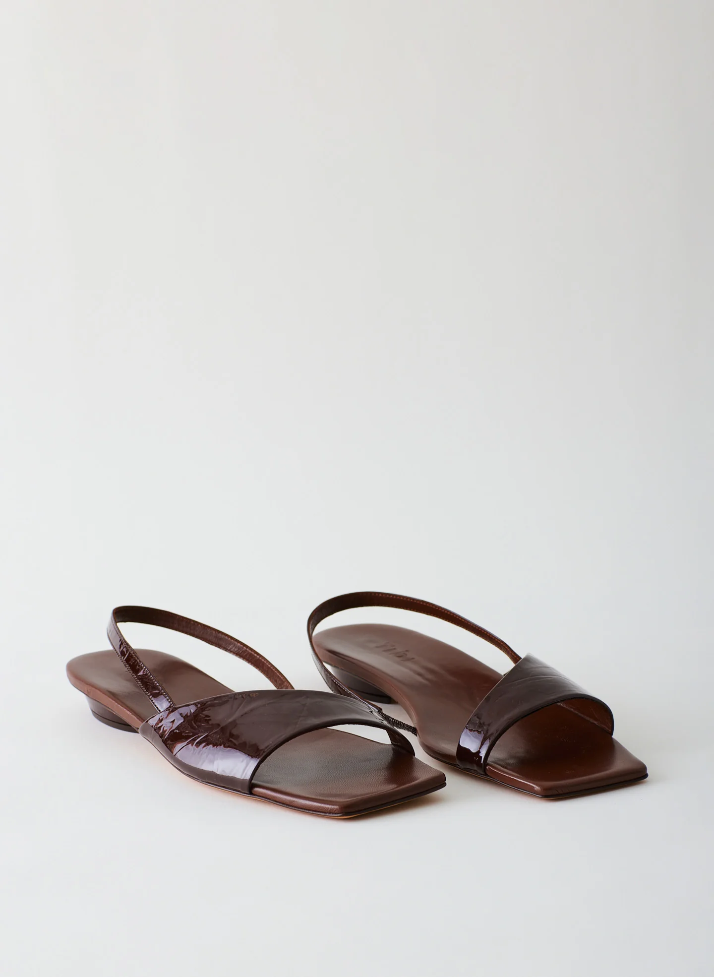 Avi Crinkle Patent Asymmetric Flat - Image 5