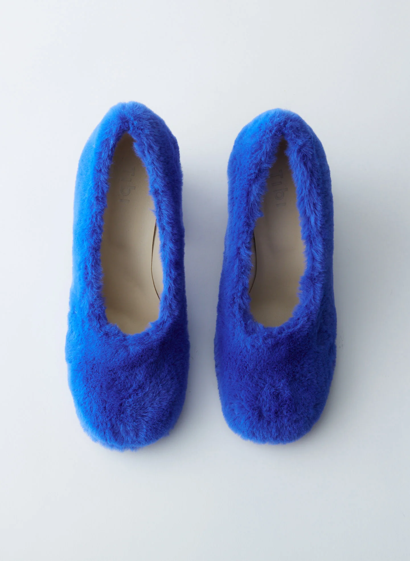 Bela Faux Fur Pump - Image 11