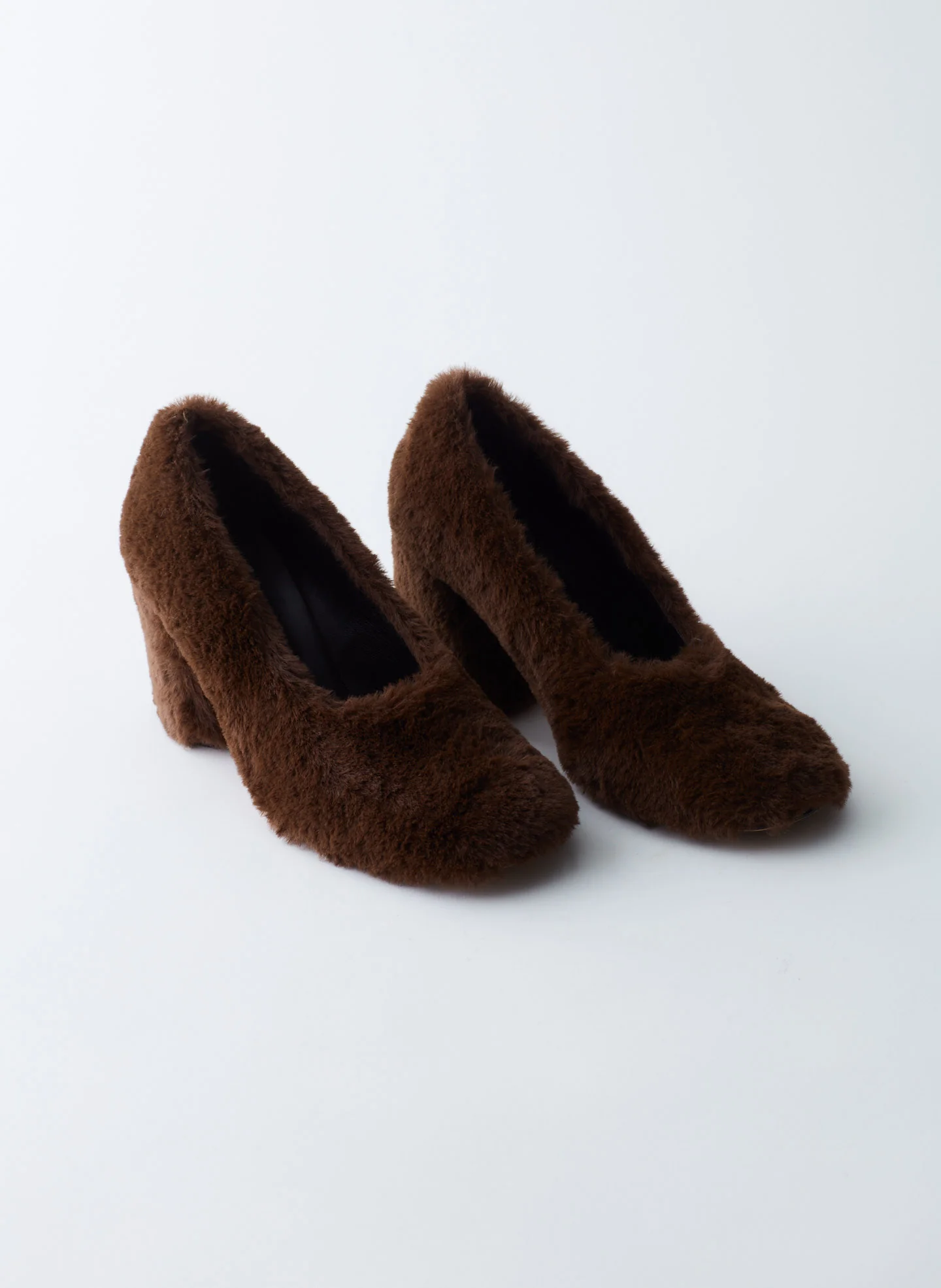 Bela Faux Fur Pump - Image 14