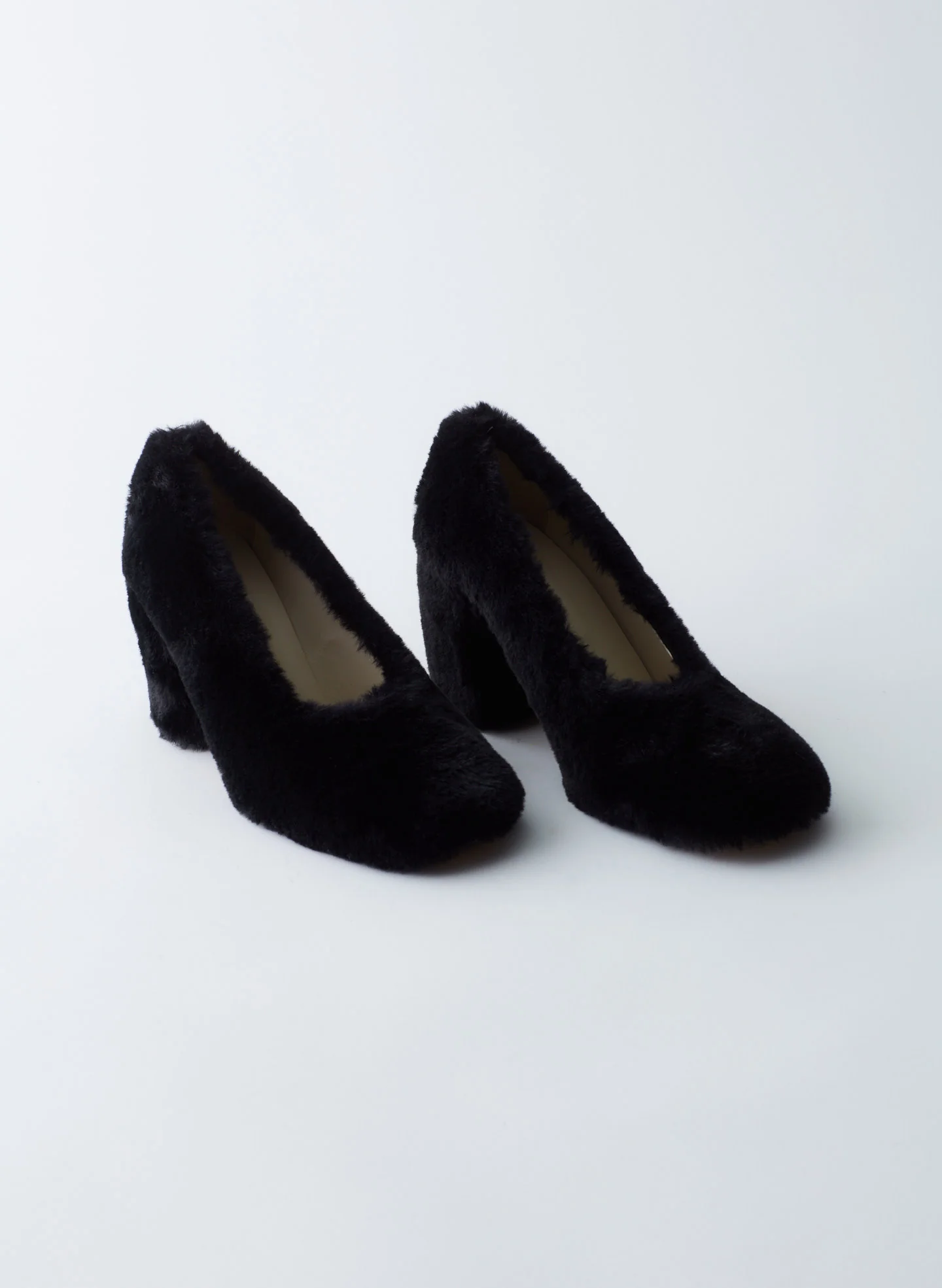 Bela Faux Fur Pump - Image 2