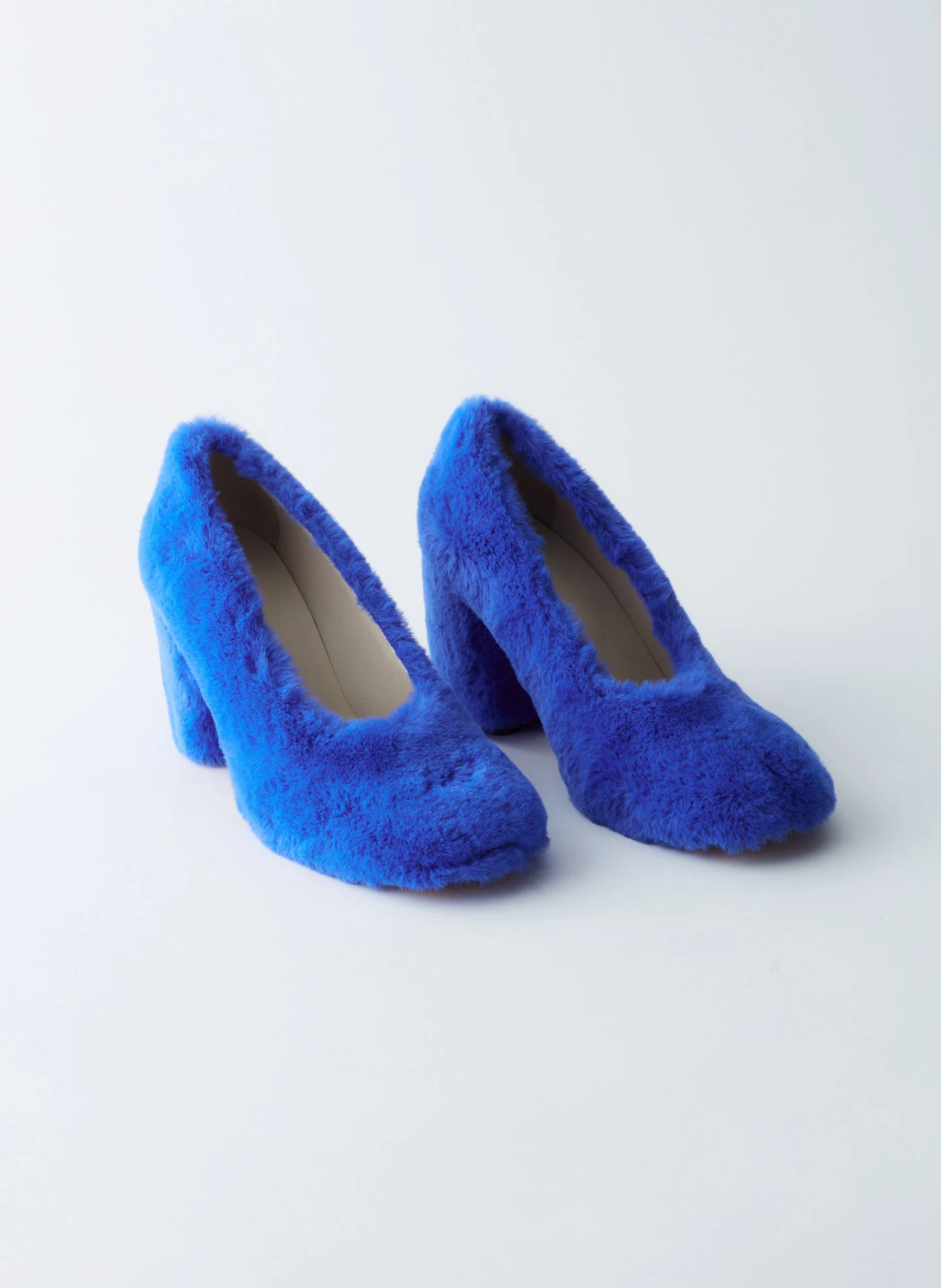 Bela Faux Fur Pump - Image 8