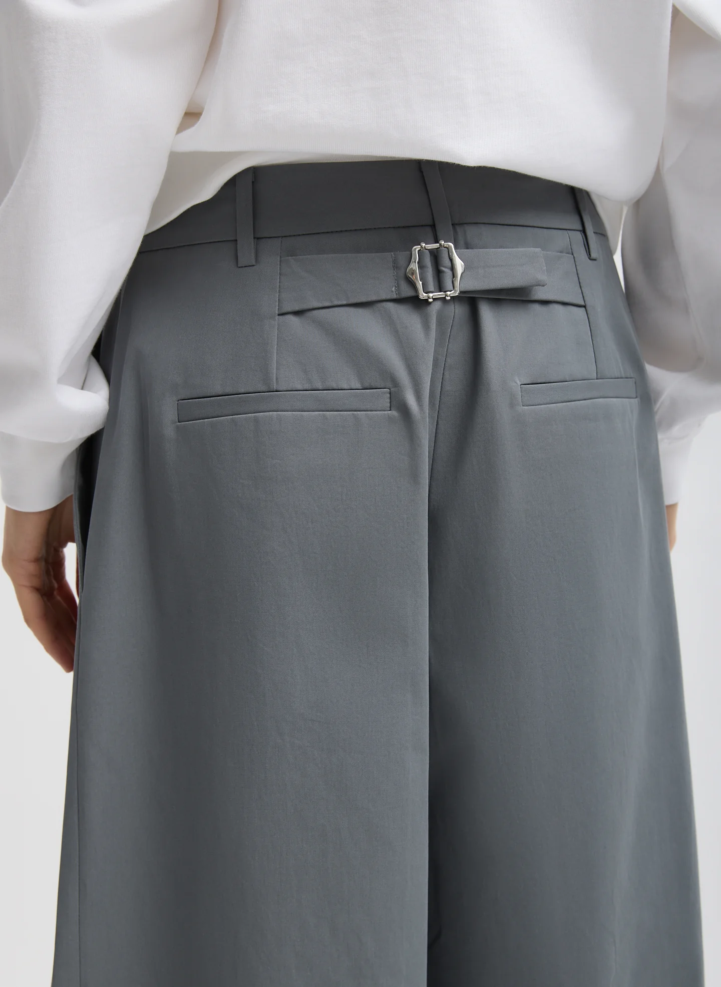 Bio Twill Triple Pleat Cropped Pant - Image 4