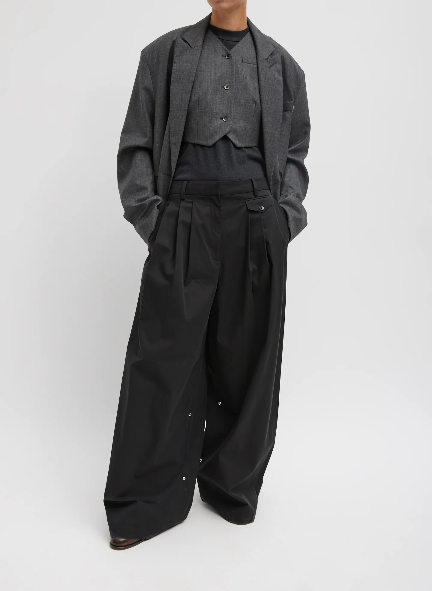 Bio Twill Triple Pleat Pant - Image 8