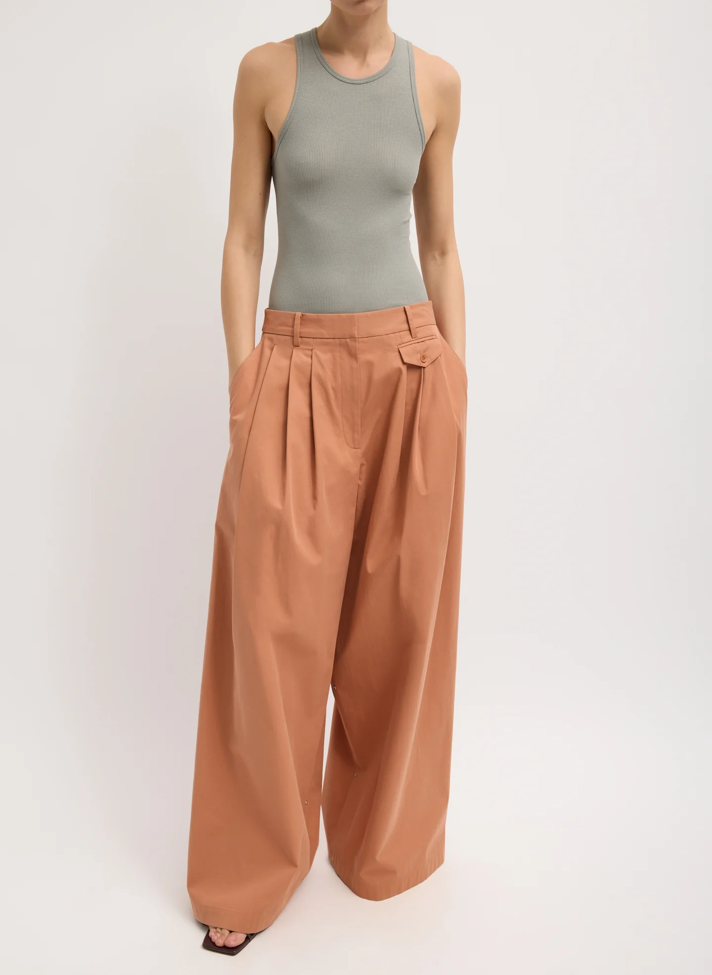 Bio Twill Triple Pleat Pant