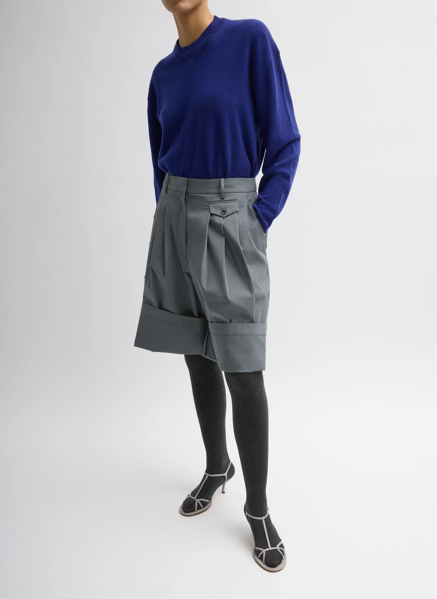 Bio Twill Triple Pleat Short - Image 4