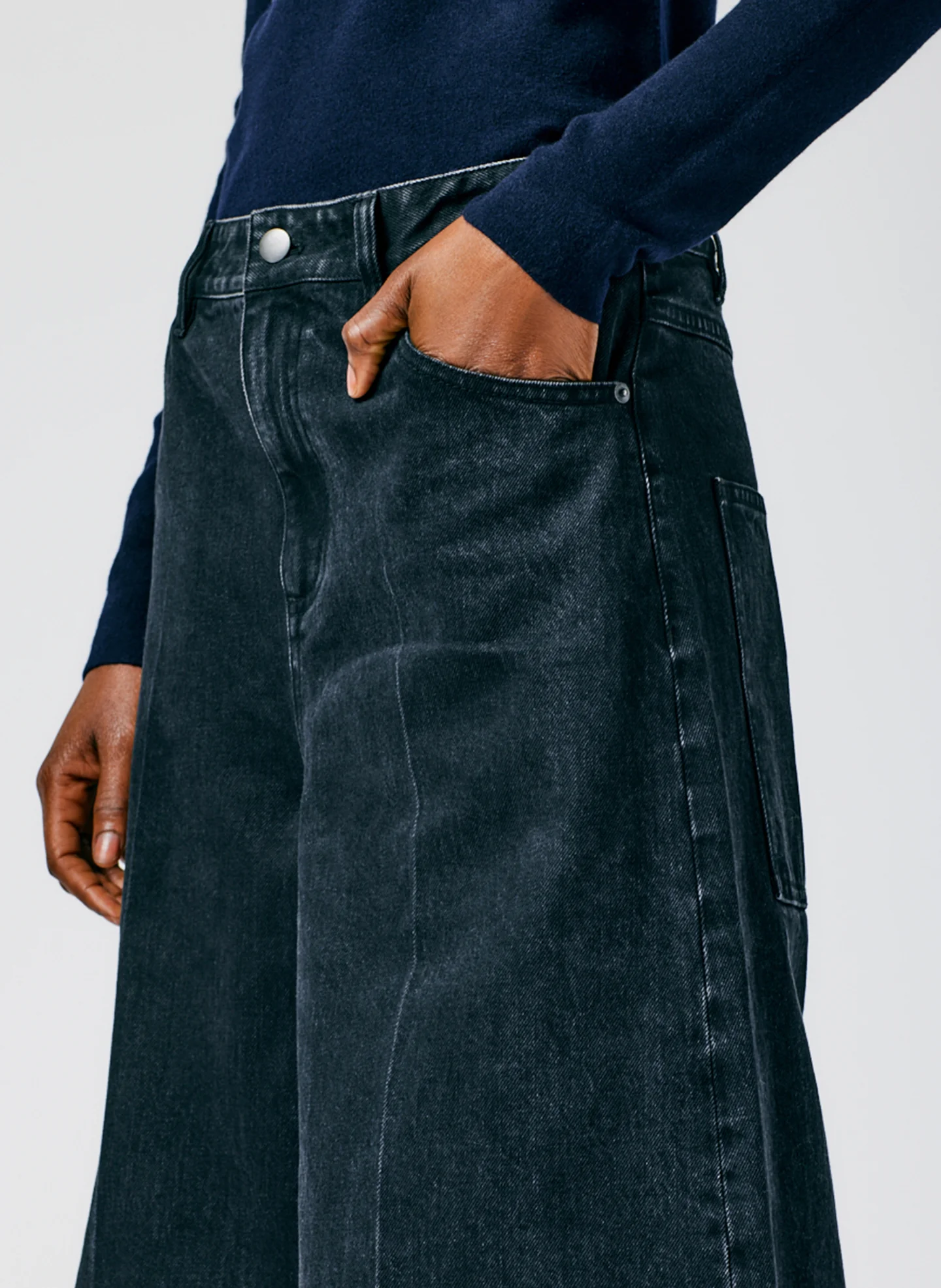 Black Denim Murray Jean - Regular - Image 5