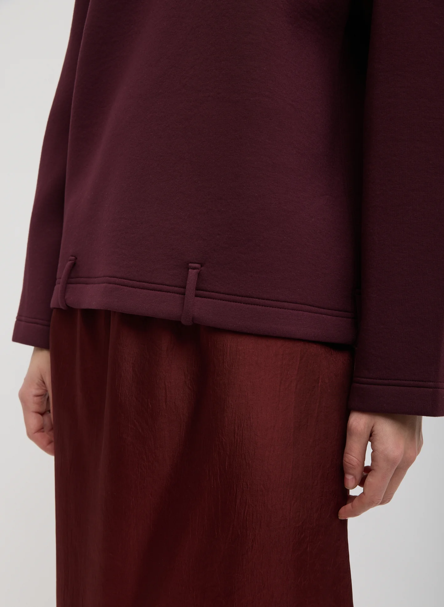 Bonded Viscose Easy V-Neck - Image 2