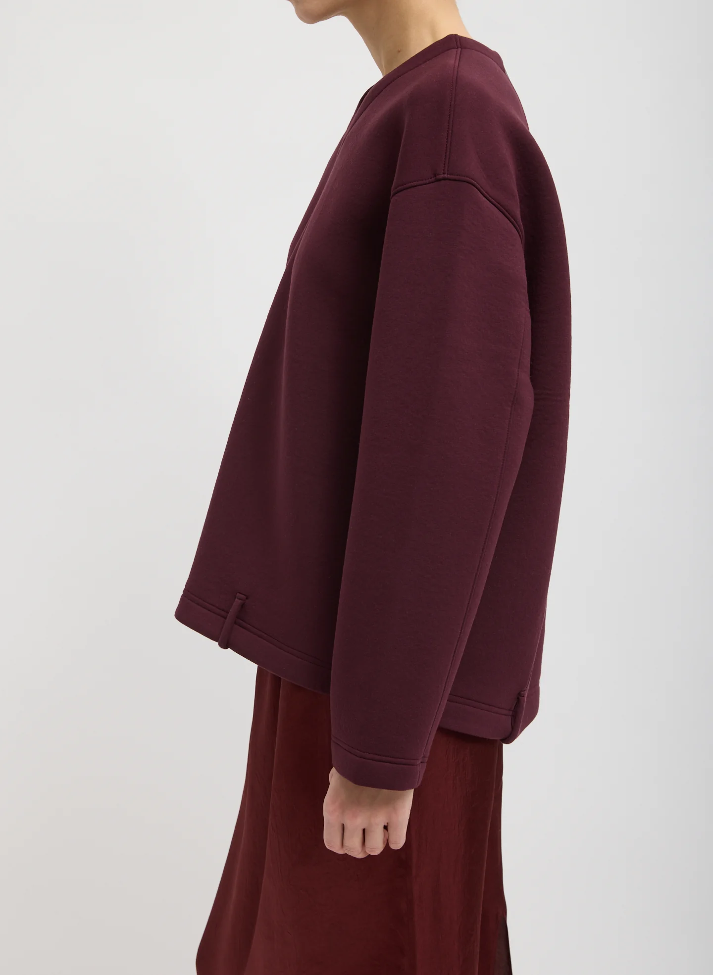 Bonded Viscose Easy V-Neck - Image 5