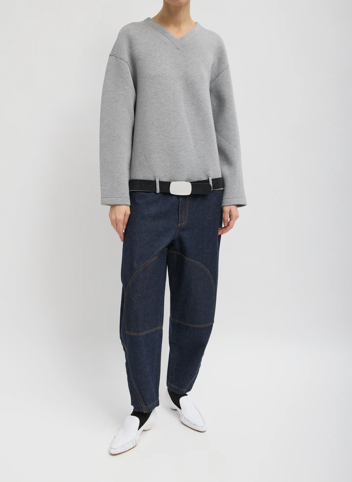 Bonded Viscose Easy V-Neck - Image 4