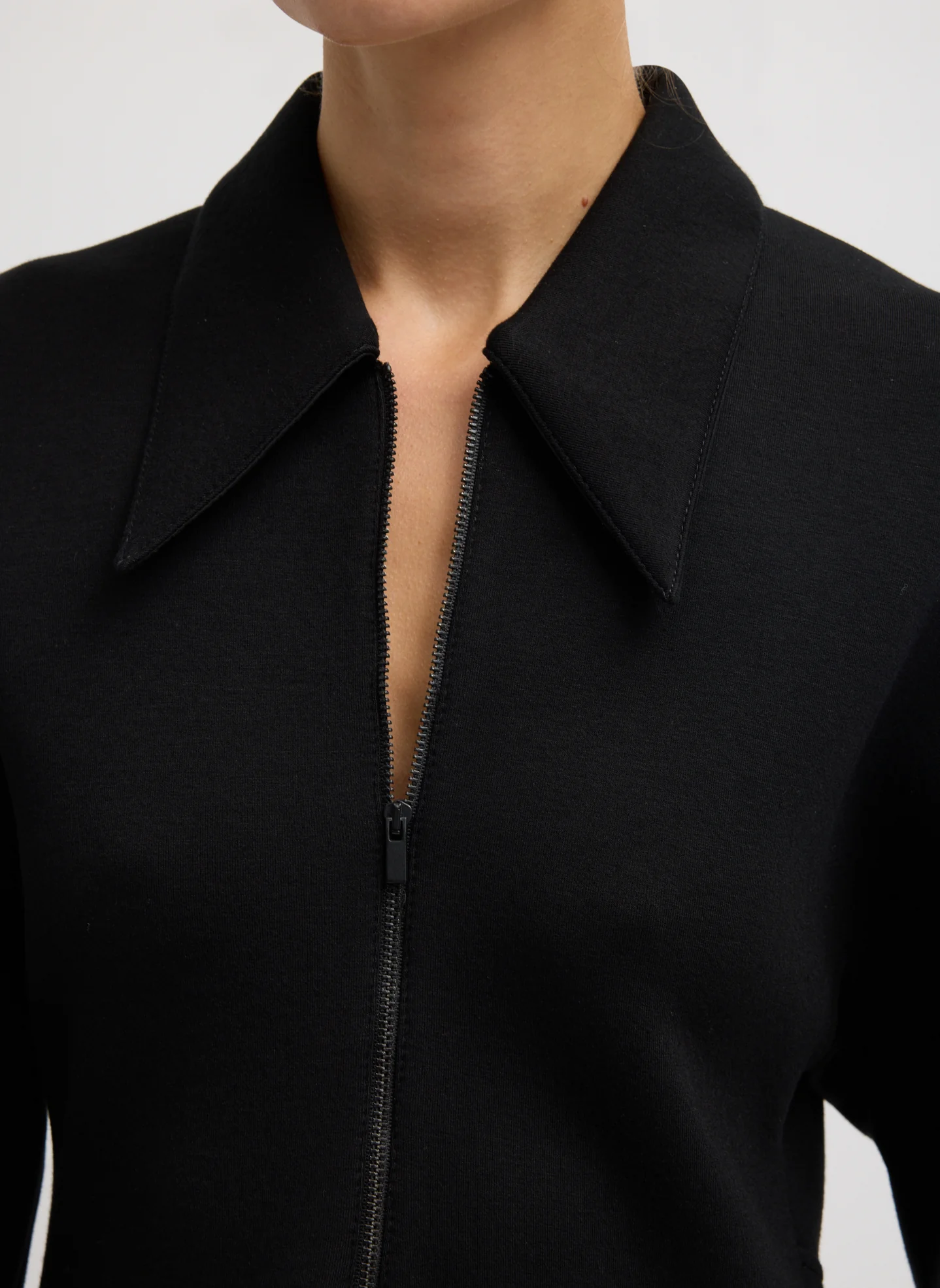 Bonded Viscose Zip Front Short Sleeve Slim Tunic - Image 8
