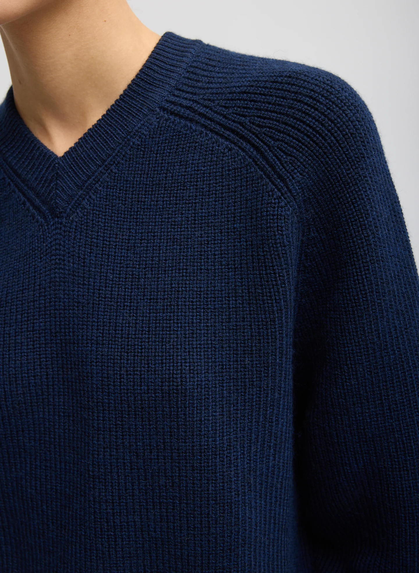 Cardigan Stitch V-Neck Easy Pullover - Image 5