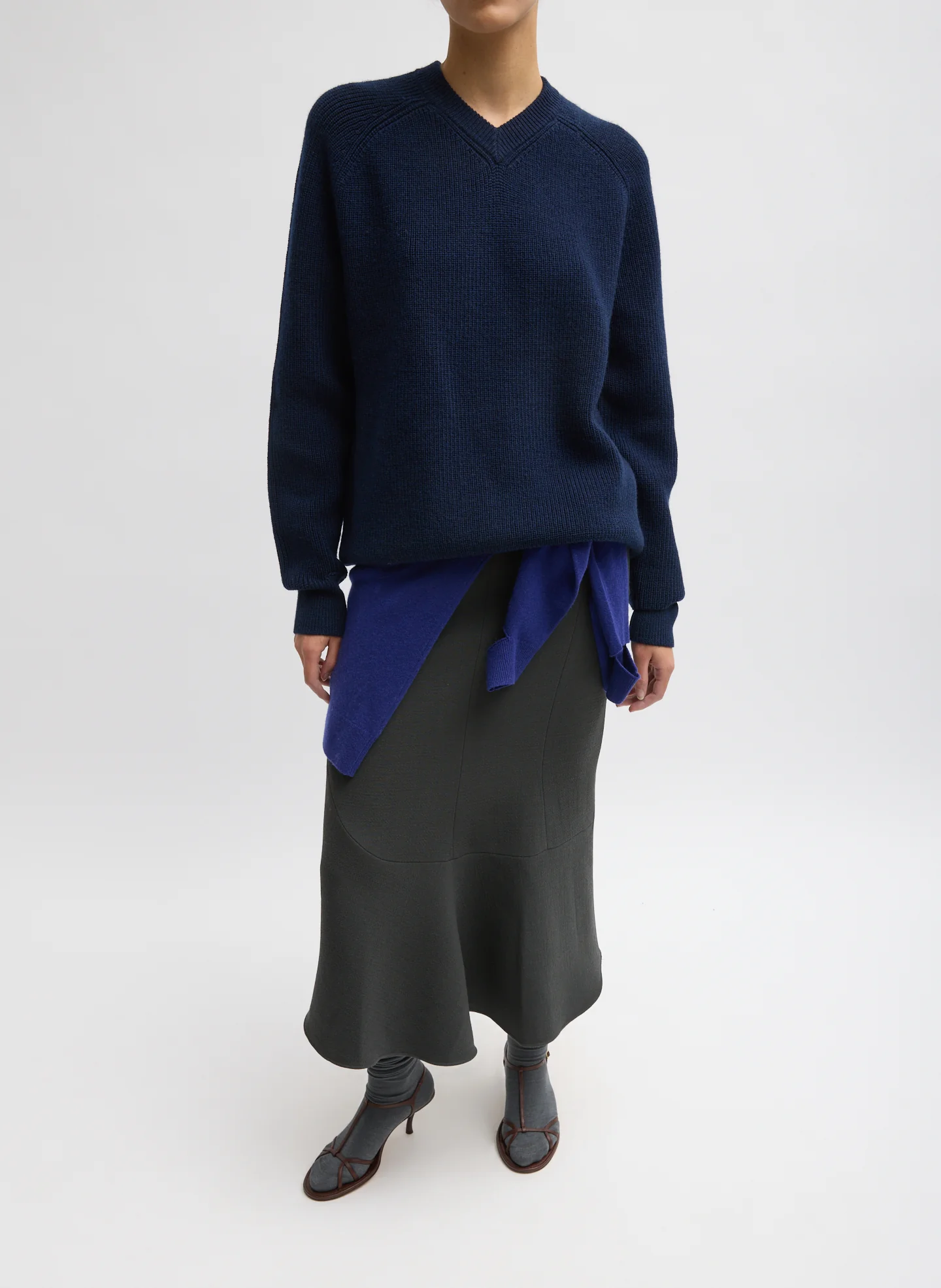 Cardigan Stitch V-Neck Easy Pullover - Image 8