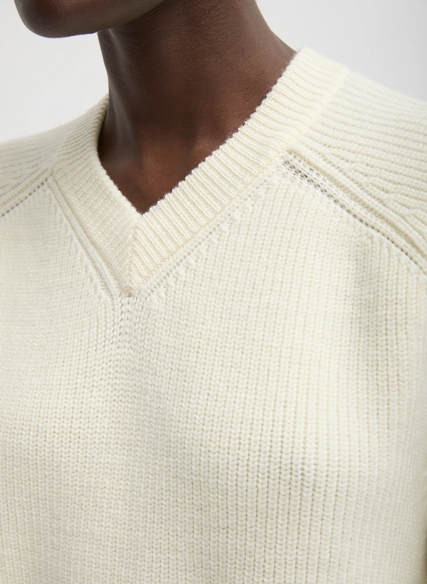 Cardigan Stitch V-Neck Easy Pullover - Image 5