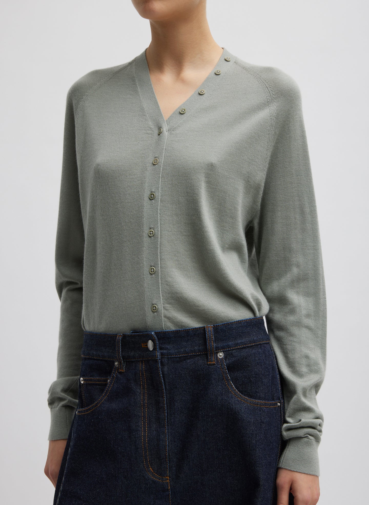 Cashmere Silk Blend Slim Cardigan