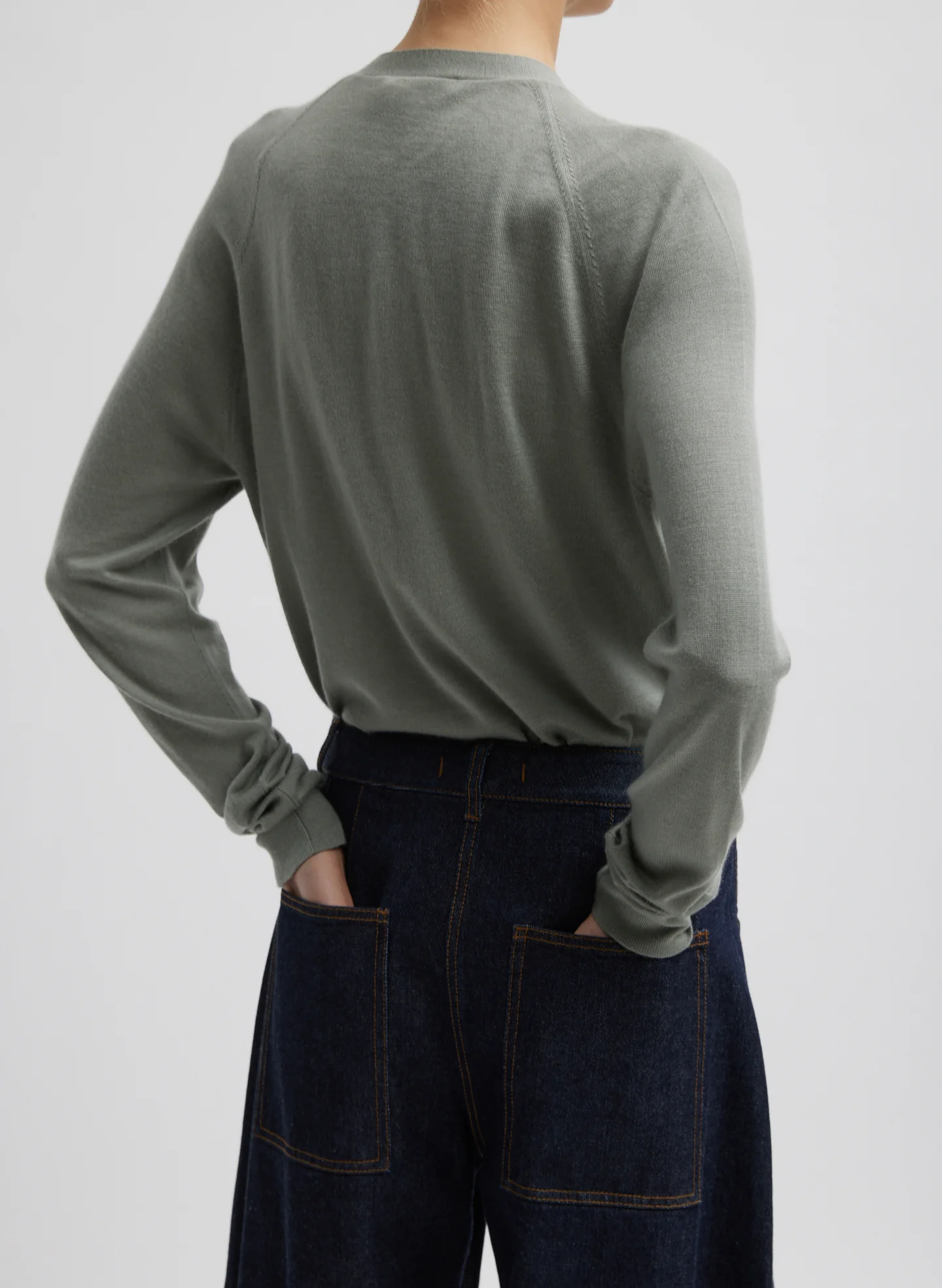 Cashmere Silk Blend Slim Cardigan - Image 3