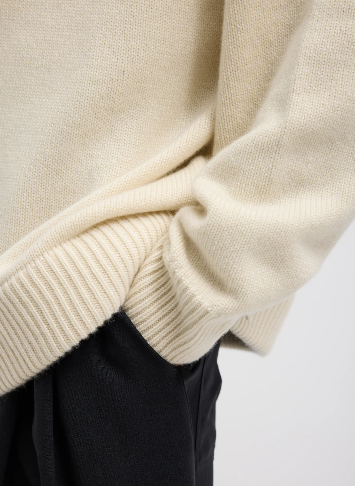 Cashmere Turtleneck Oversized Pullover Sweater - Image 8