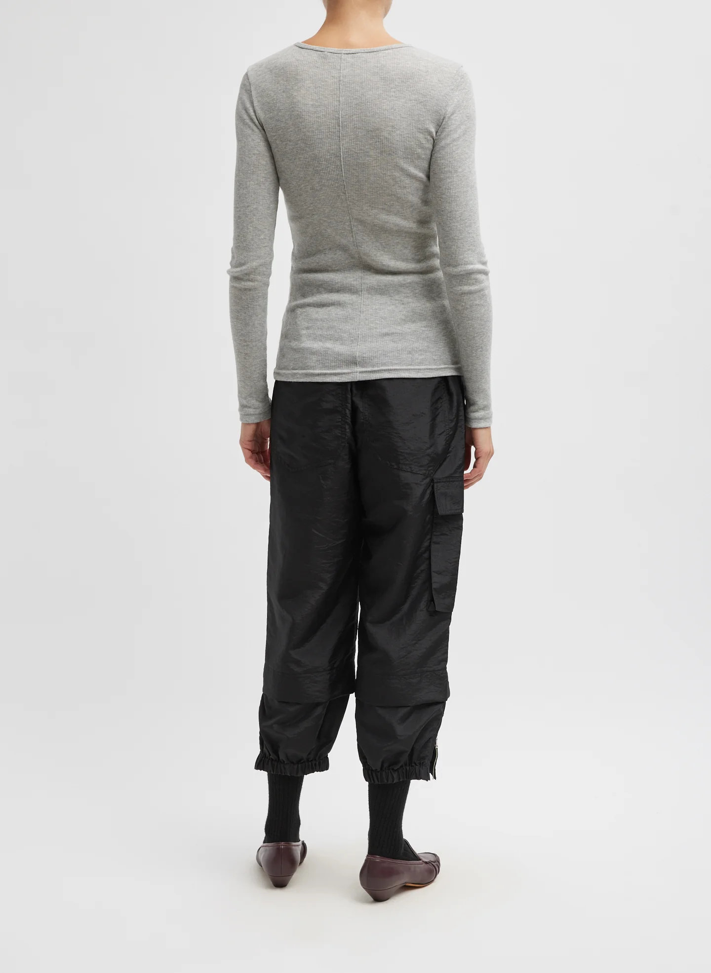 Circular Ribbed Crewneck Pullover T-Shirt - Image 4