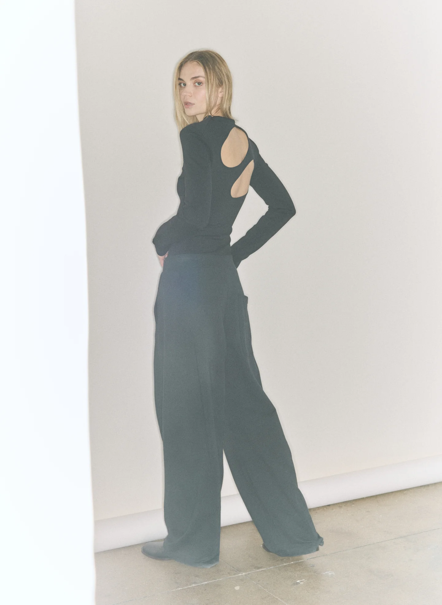 Compact Ultra Stretch Cut Out Back Top - Image 2