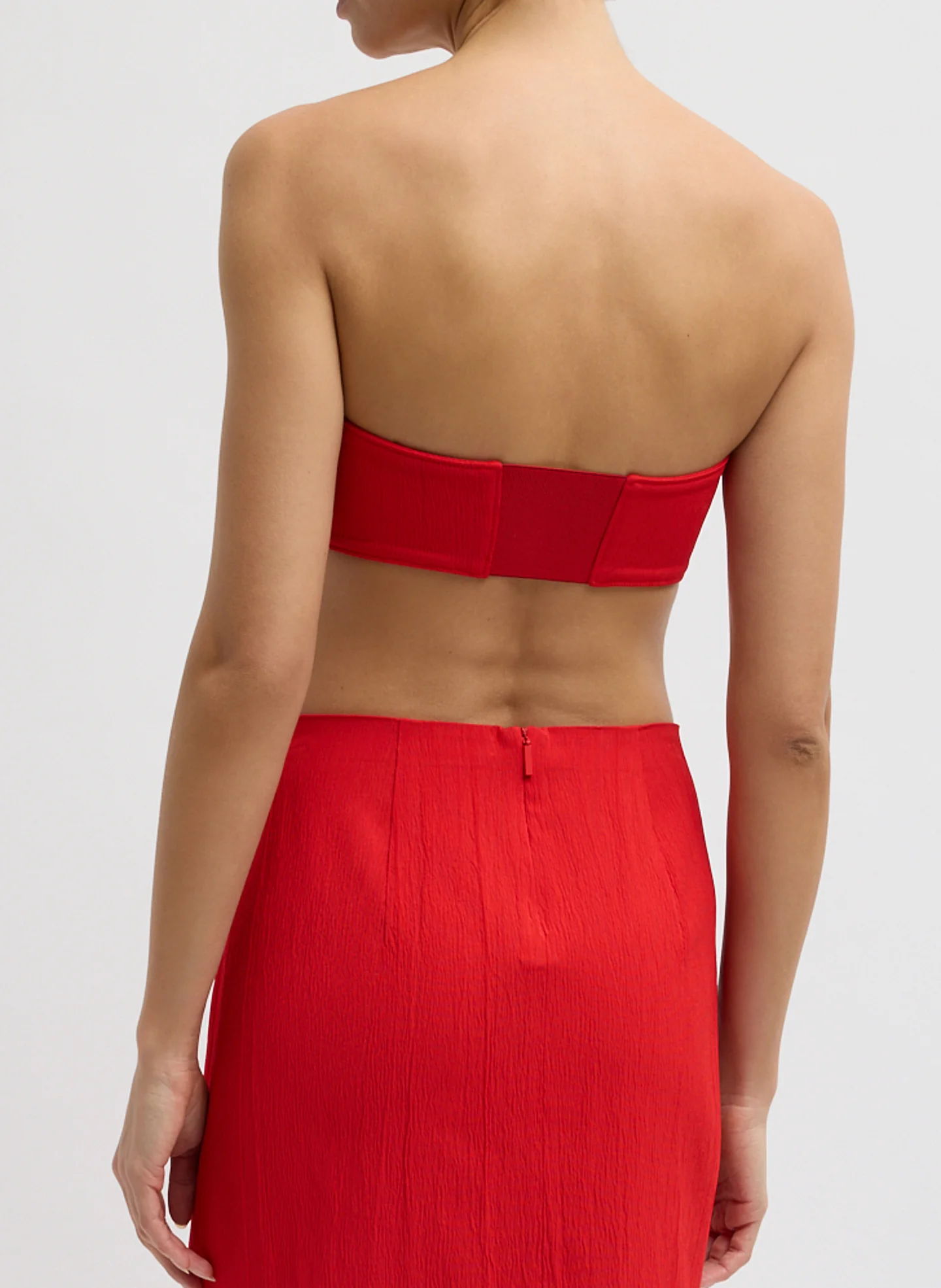 Creased Stretch Crepe Strapless Bralette - Image 3