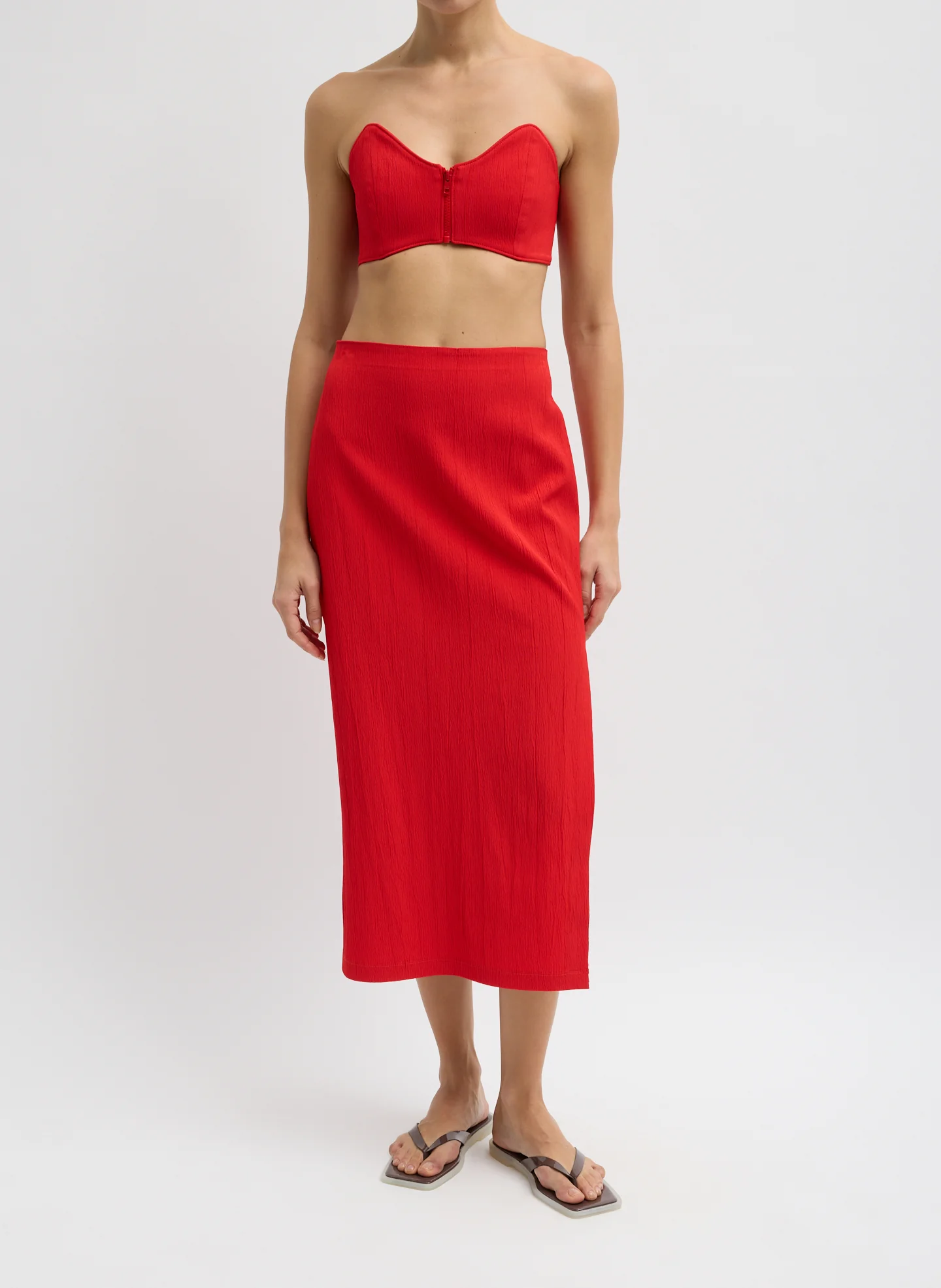 Creased Stretch Crepe Strapless Bralette - Image 4