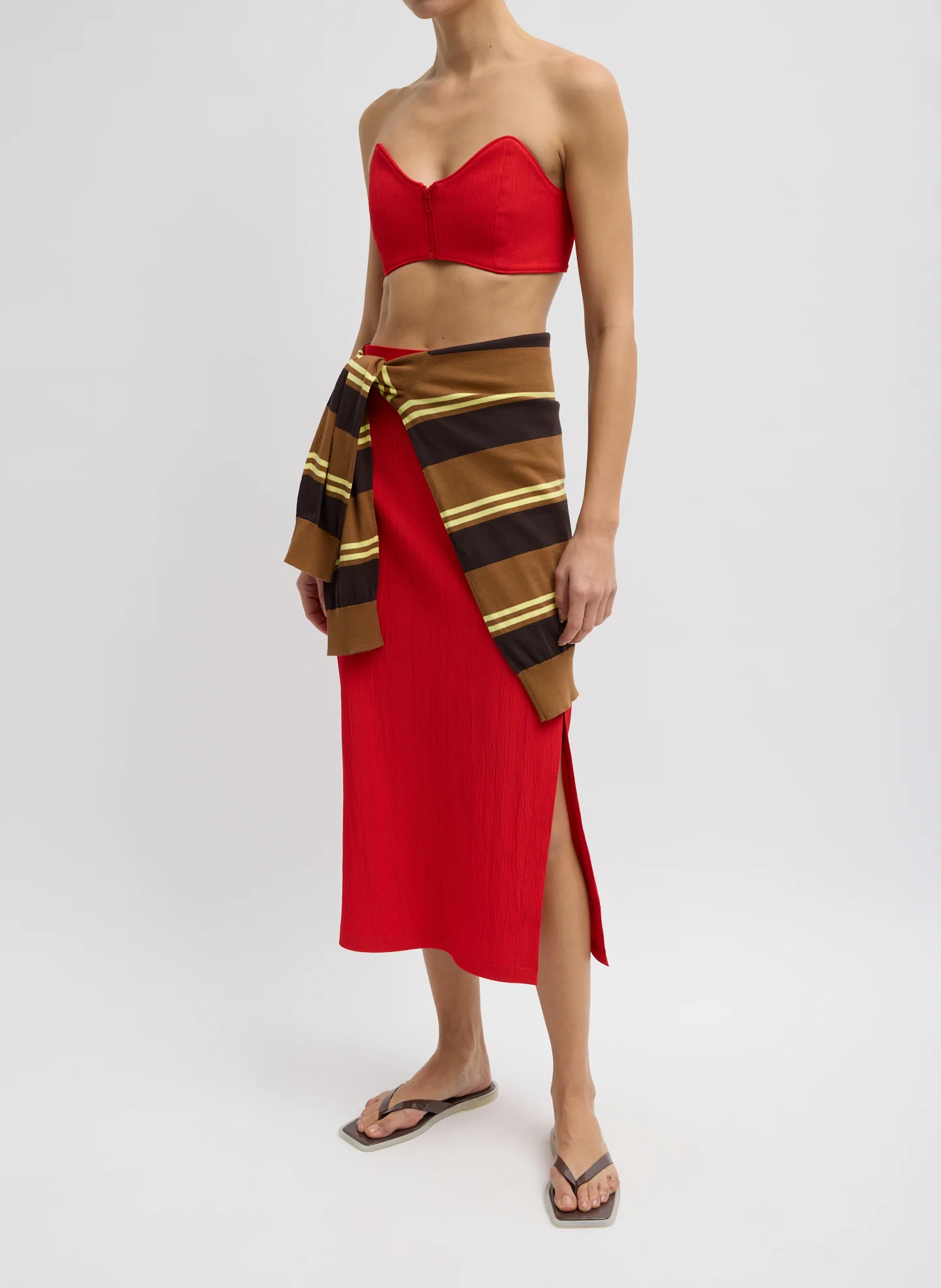 Creased Stretch Crepe Strapless Bralette - Image 8