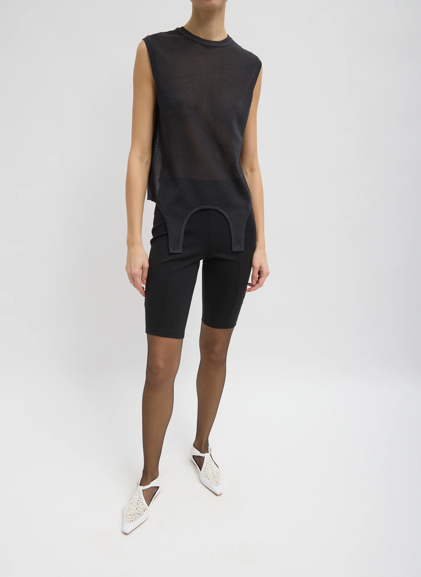 Crispy Sleeveless Sweater - Image 5