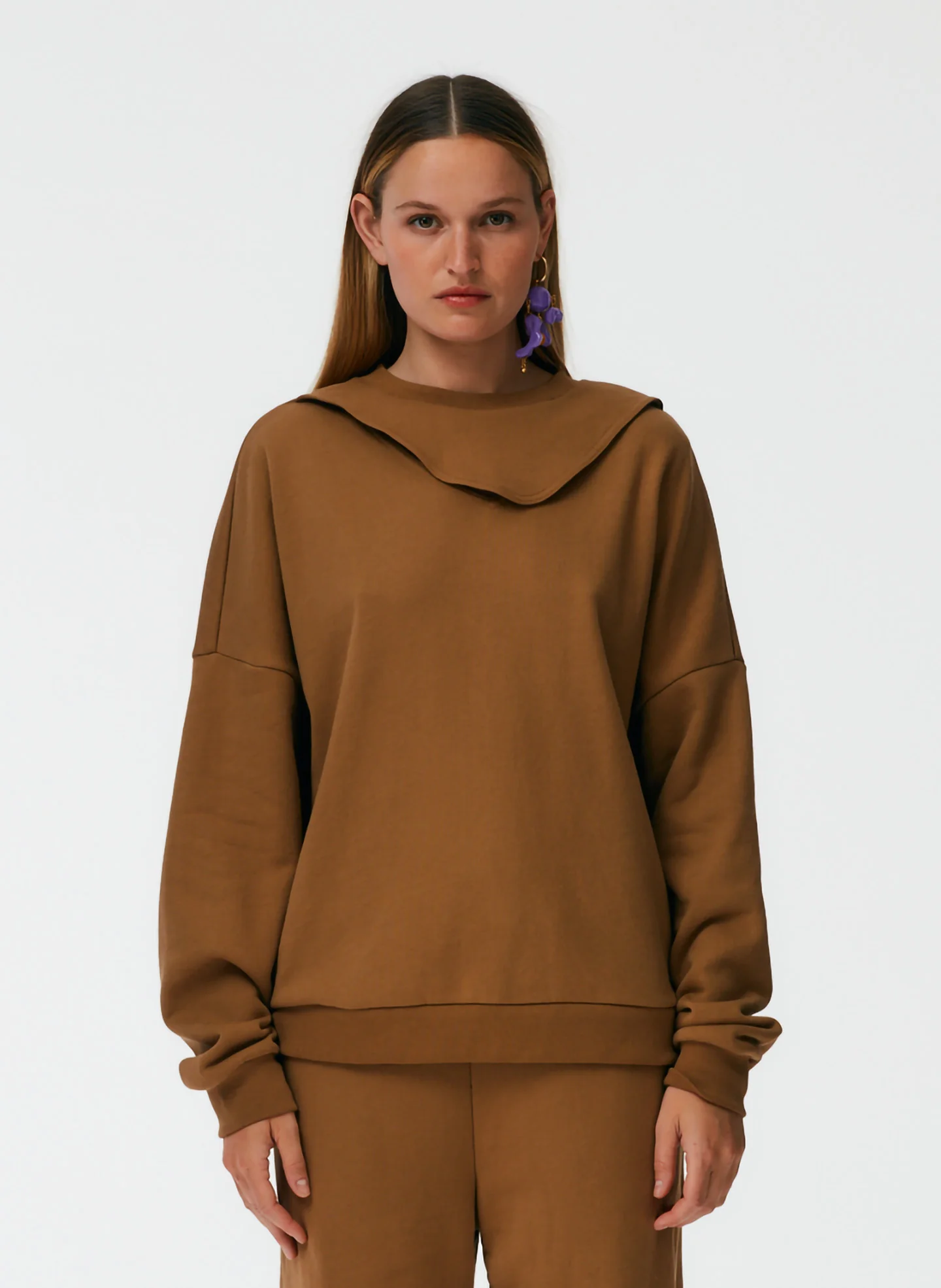 Cutout Dicky Sweatshirt