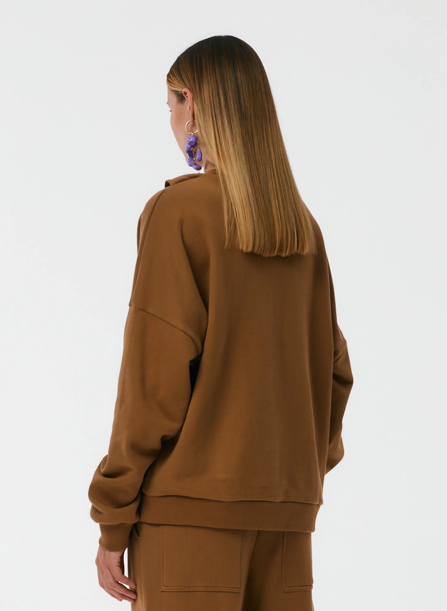 Cutout Dicky Sweatshirt - Image 4