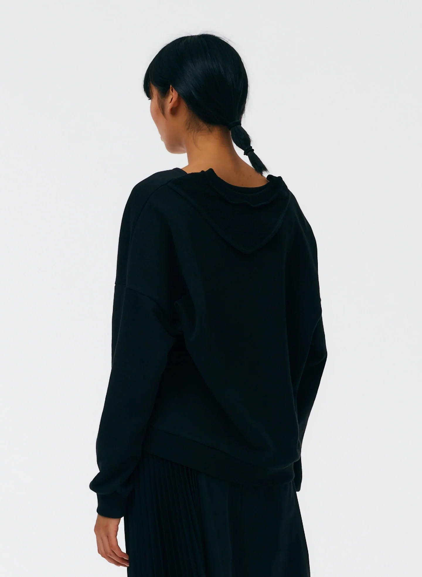Cutout Dicky Sweatshirt - Image 8