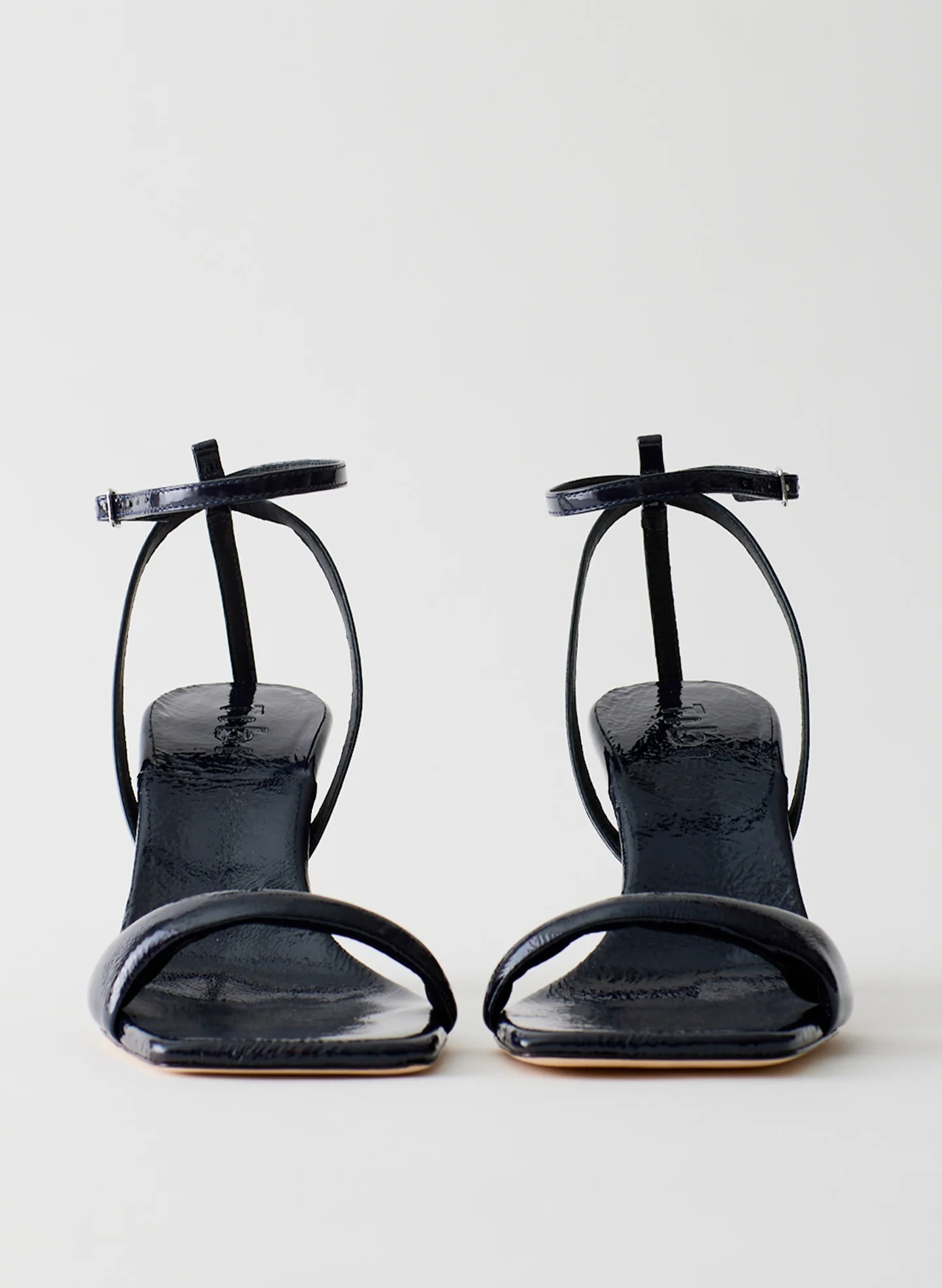 Daniel Sandal - Image 10