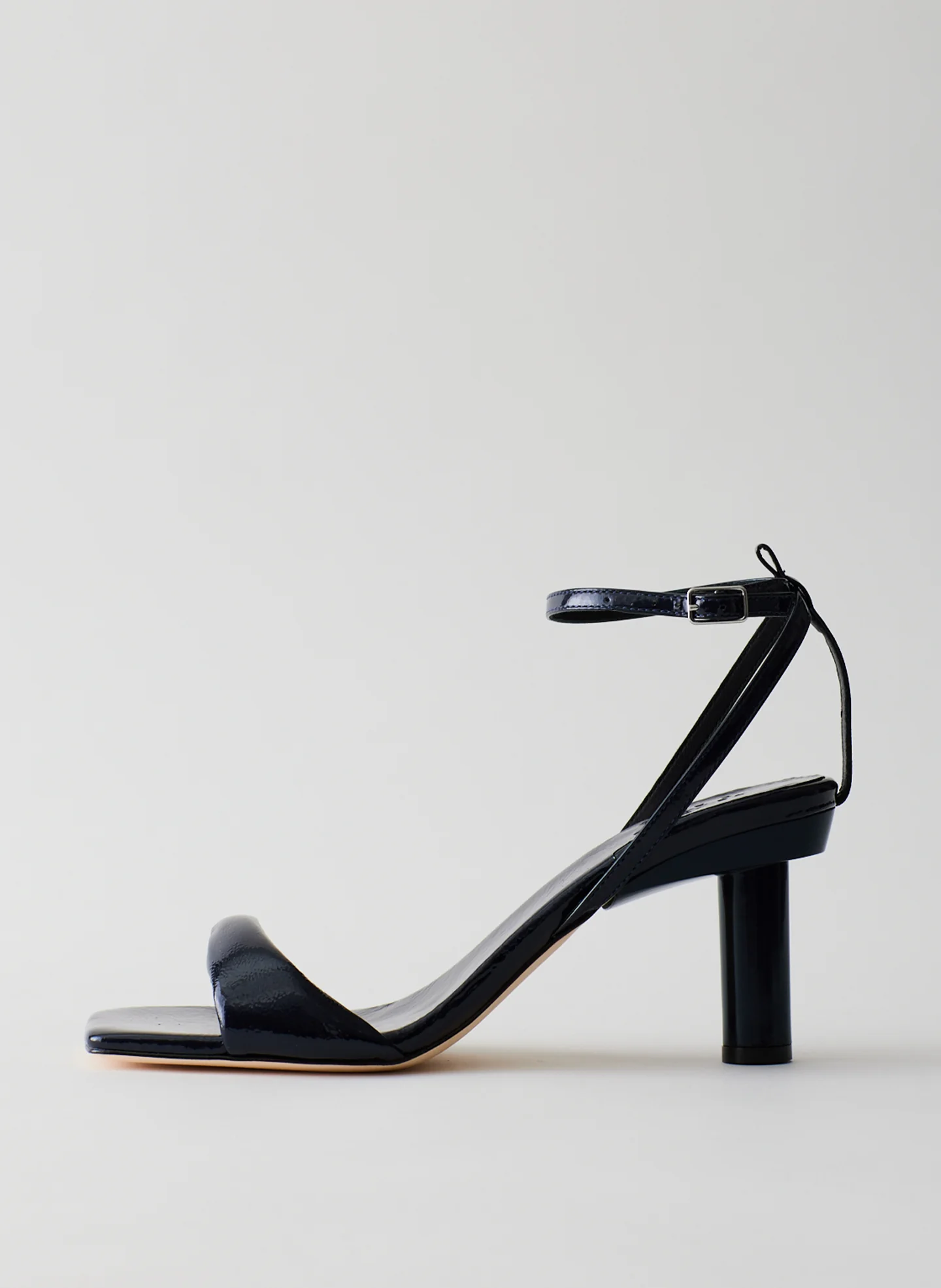 Daniel Sandal - Image 7