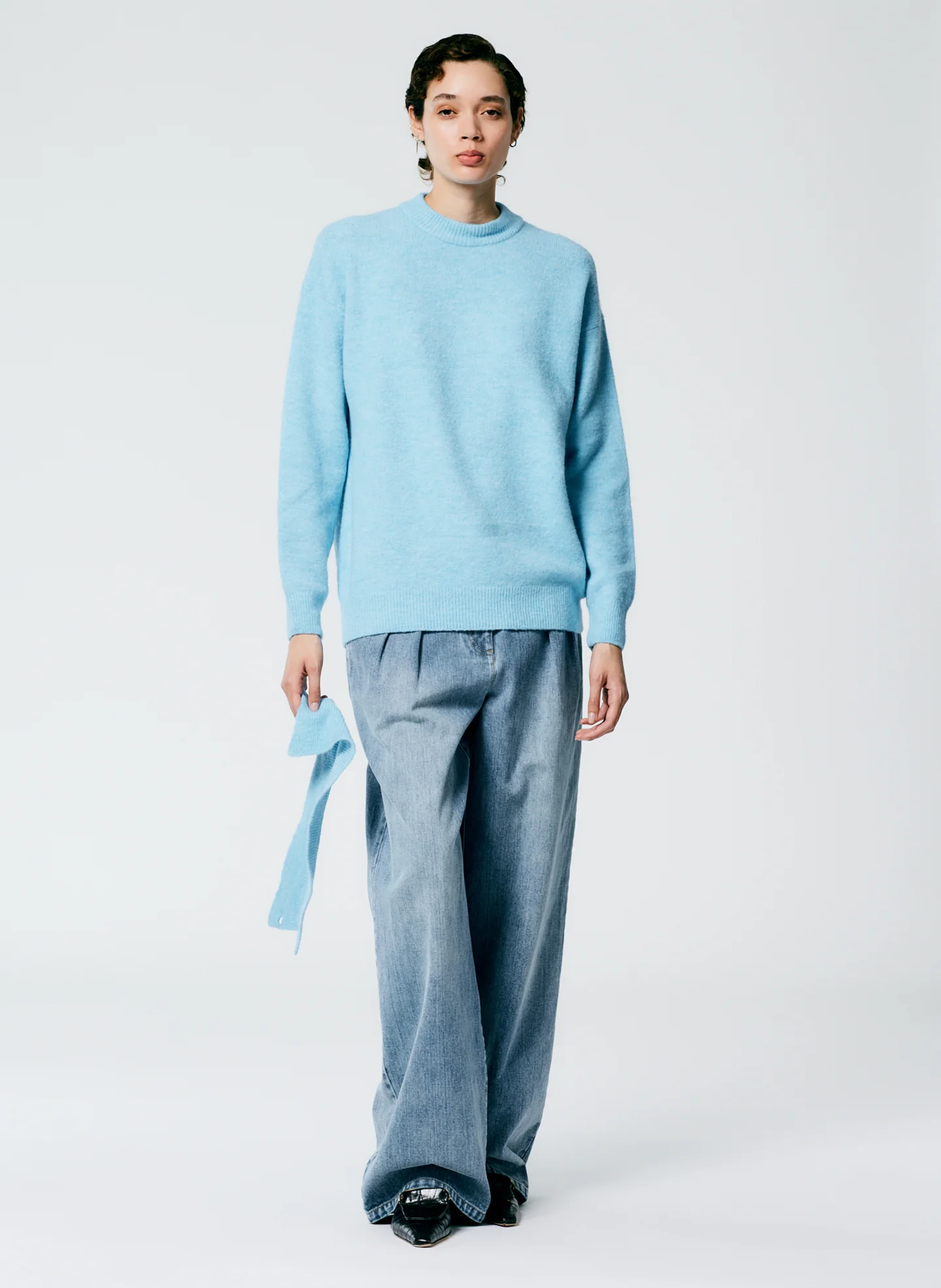 Douillet Crewneck Easy Pullover - Image 7