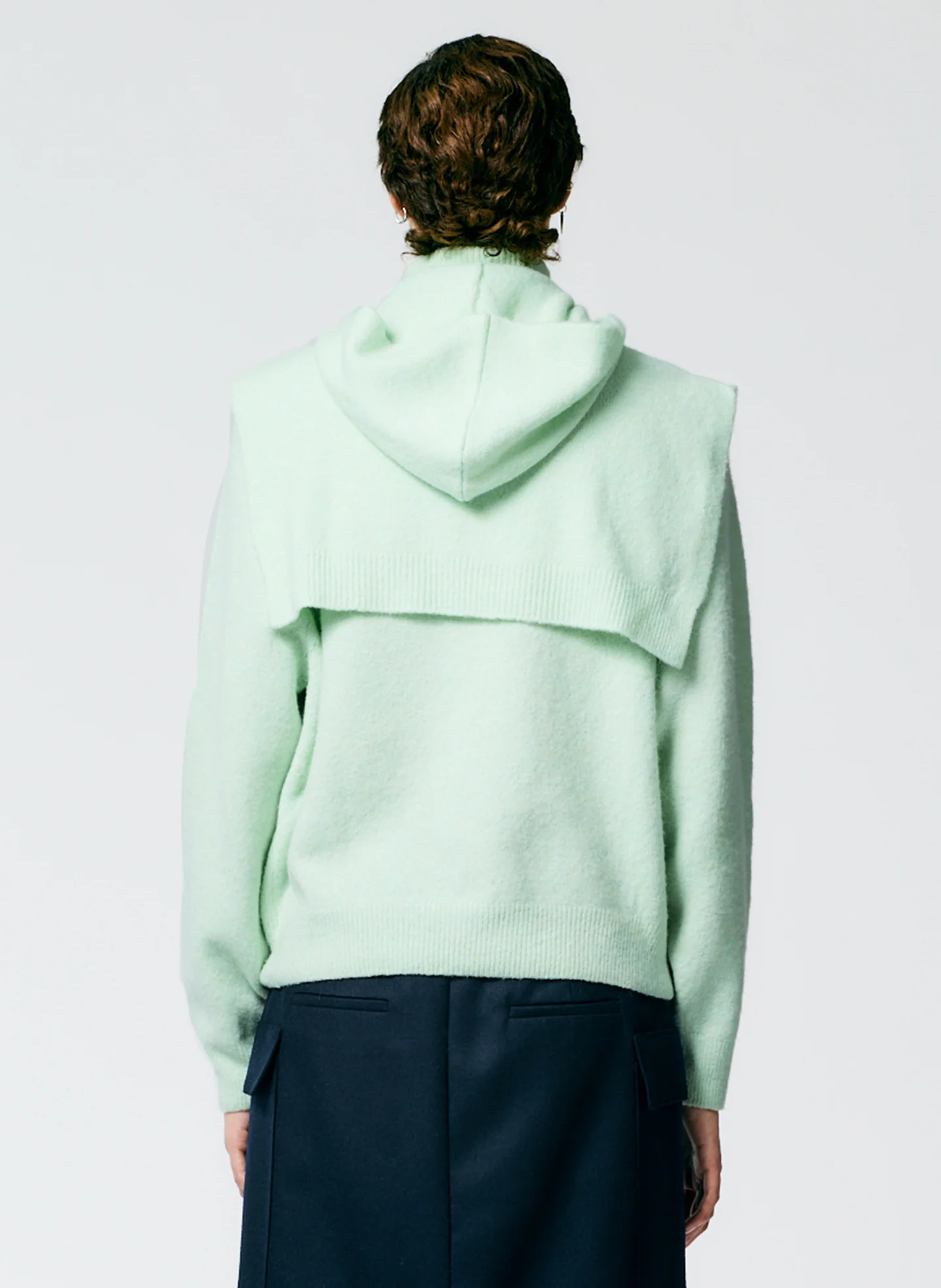 Douillet Hooded Dickie - Image 5