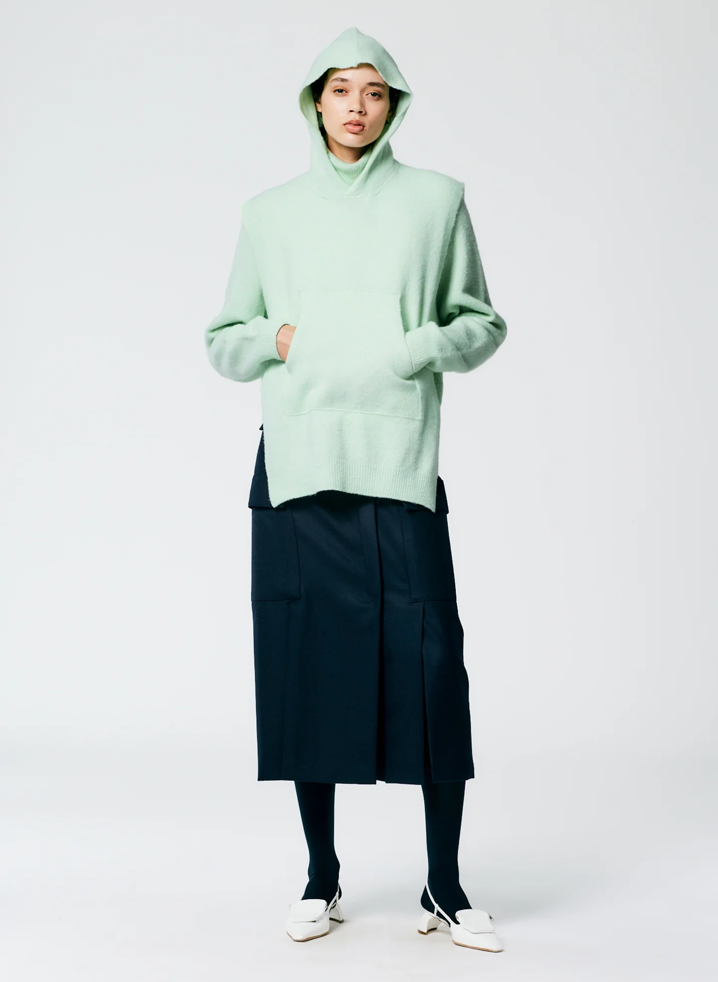 Douillet Hooded Dickie - Image 6