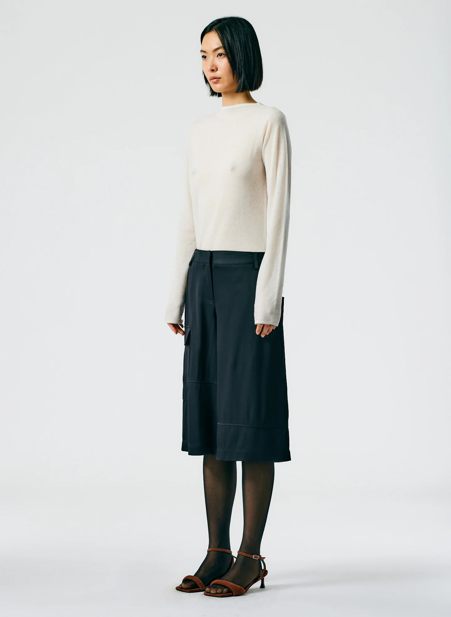 Eco Acetate Viscose Cargo Short - Image 4
