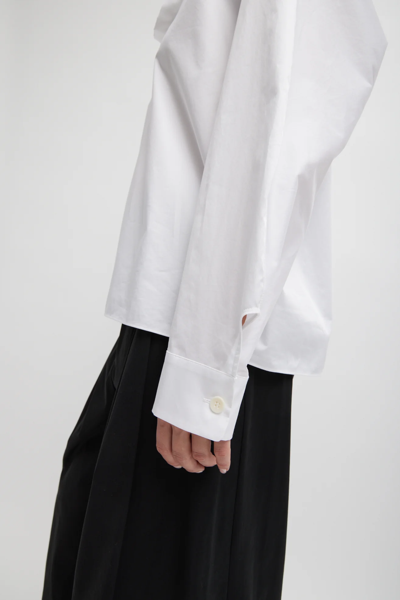 Eco Poplin Scoopneck Top - Image 3