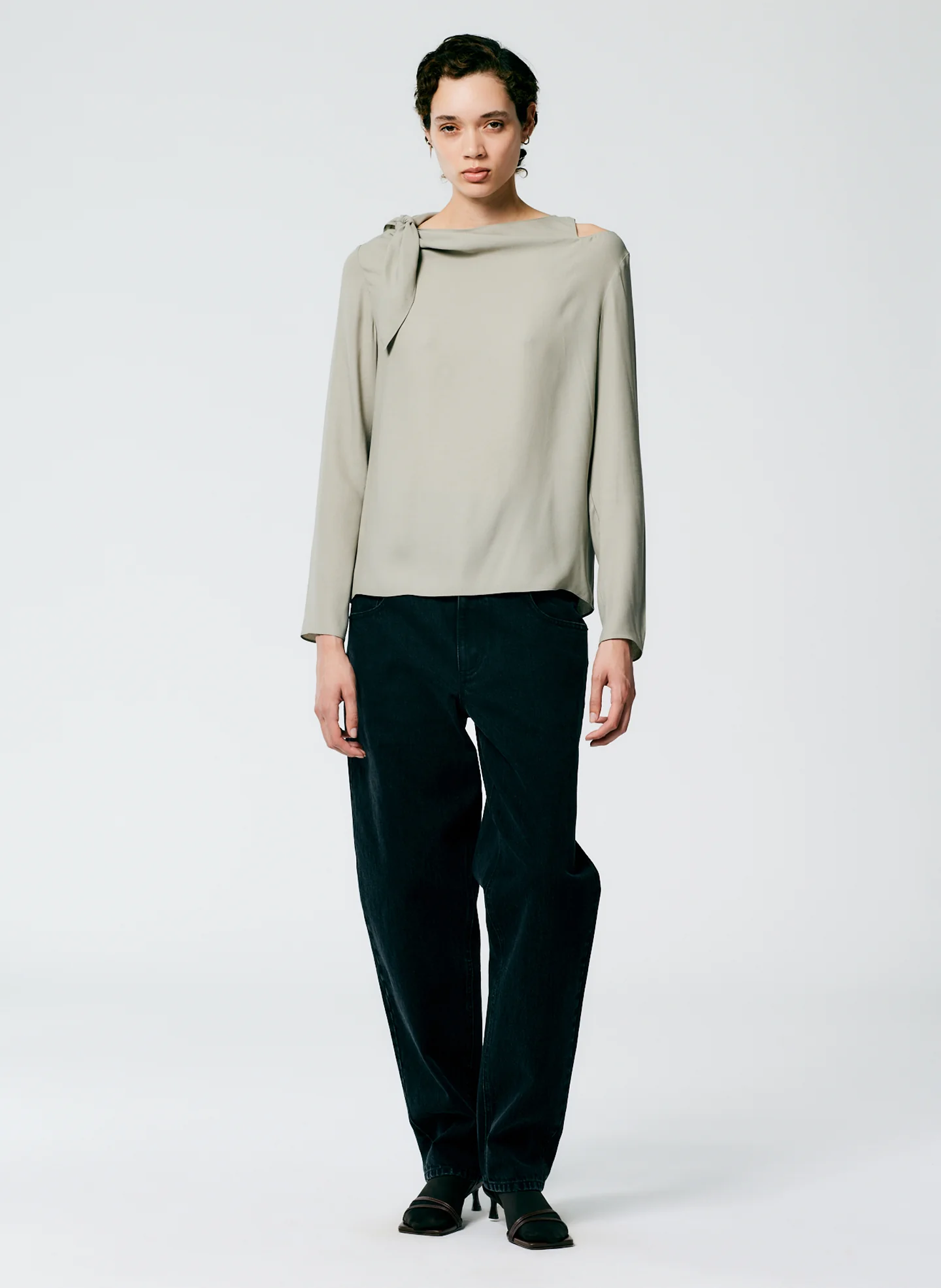 Feather Weight Eco Crepe Benedict Top - Image 4