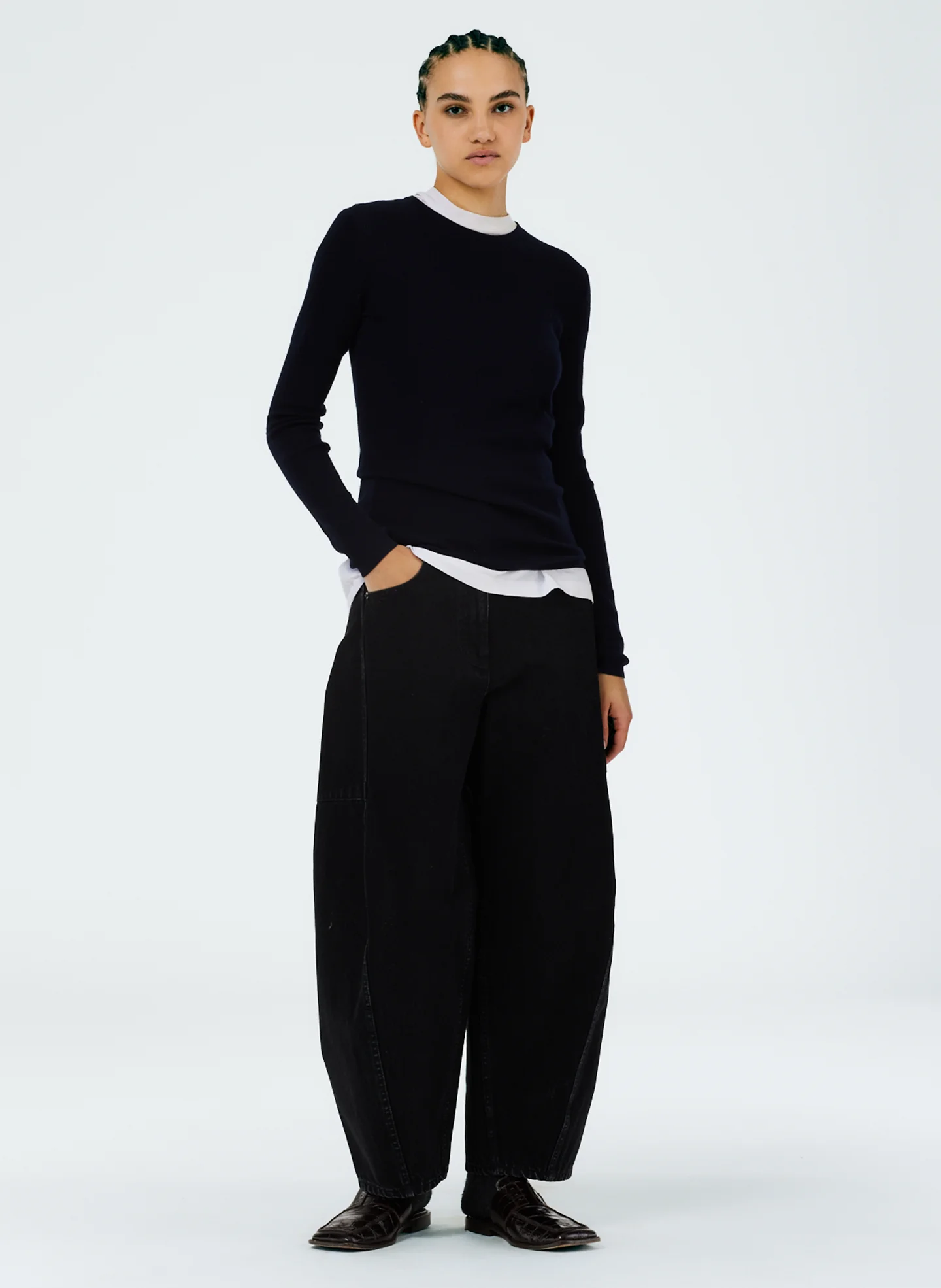 Feather Weight Ribbed Crewneck Pullover Sweater - Image 5