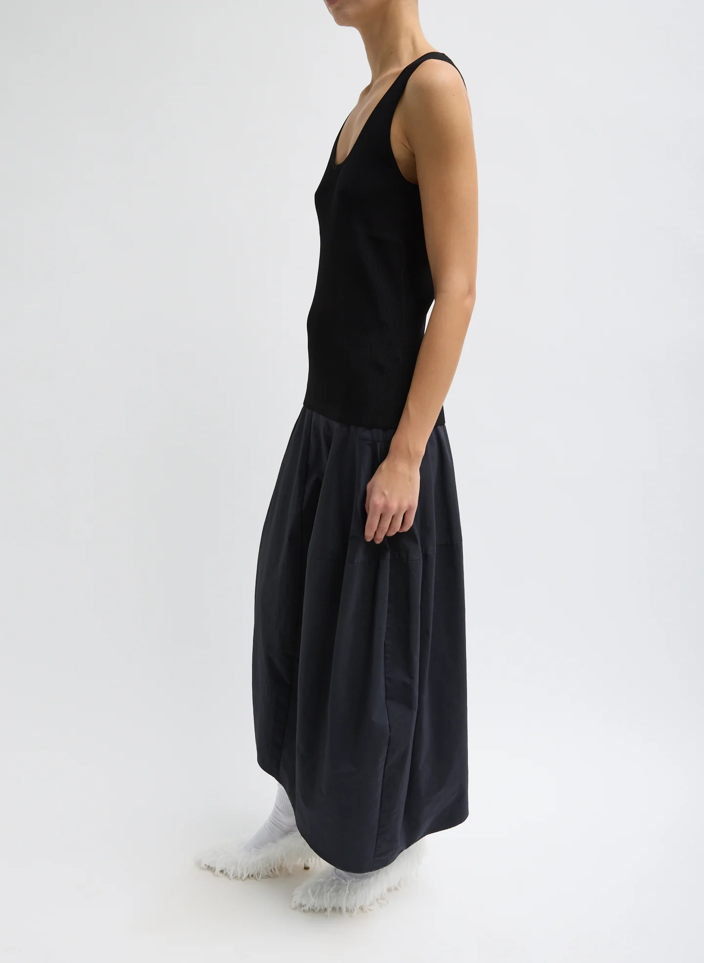 Giselle Tank Sweater - Image 5