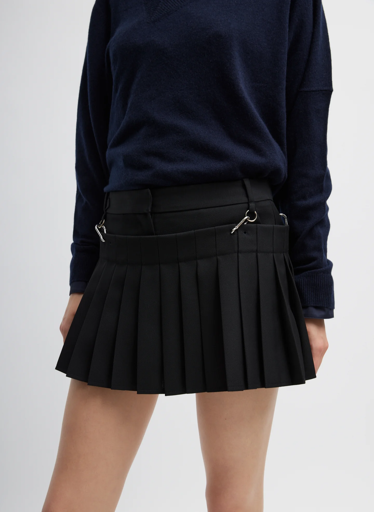 Grain De Poudre Convertible Pleated Short - Image 8
