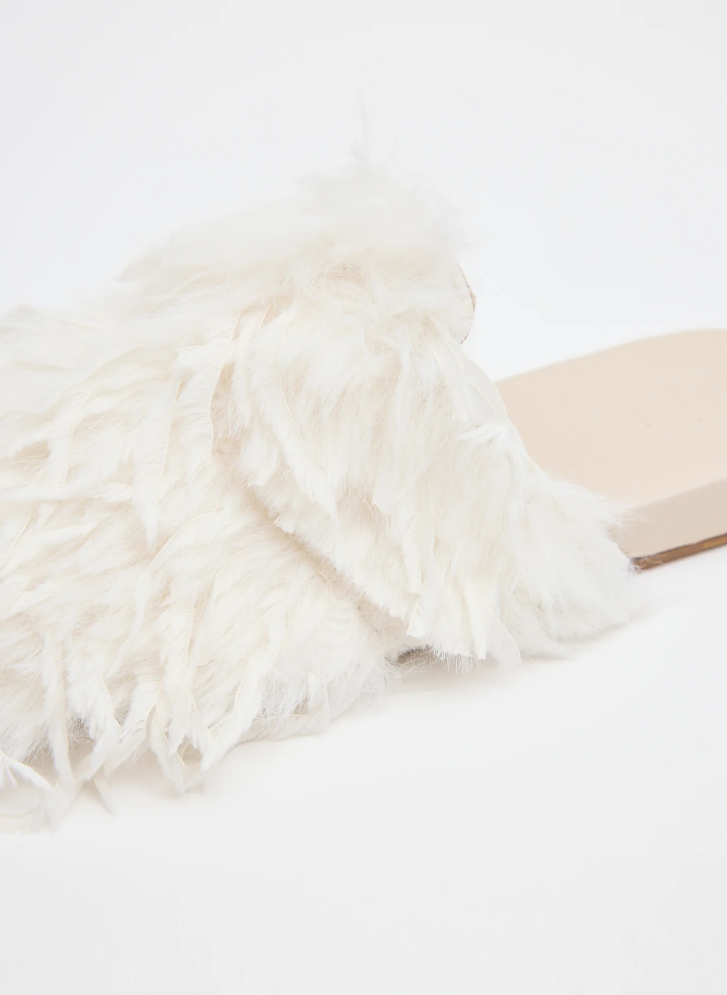 Faux Feather Granger Slide - Image 5