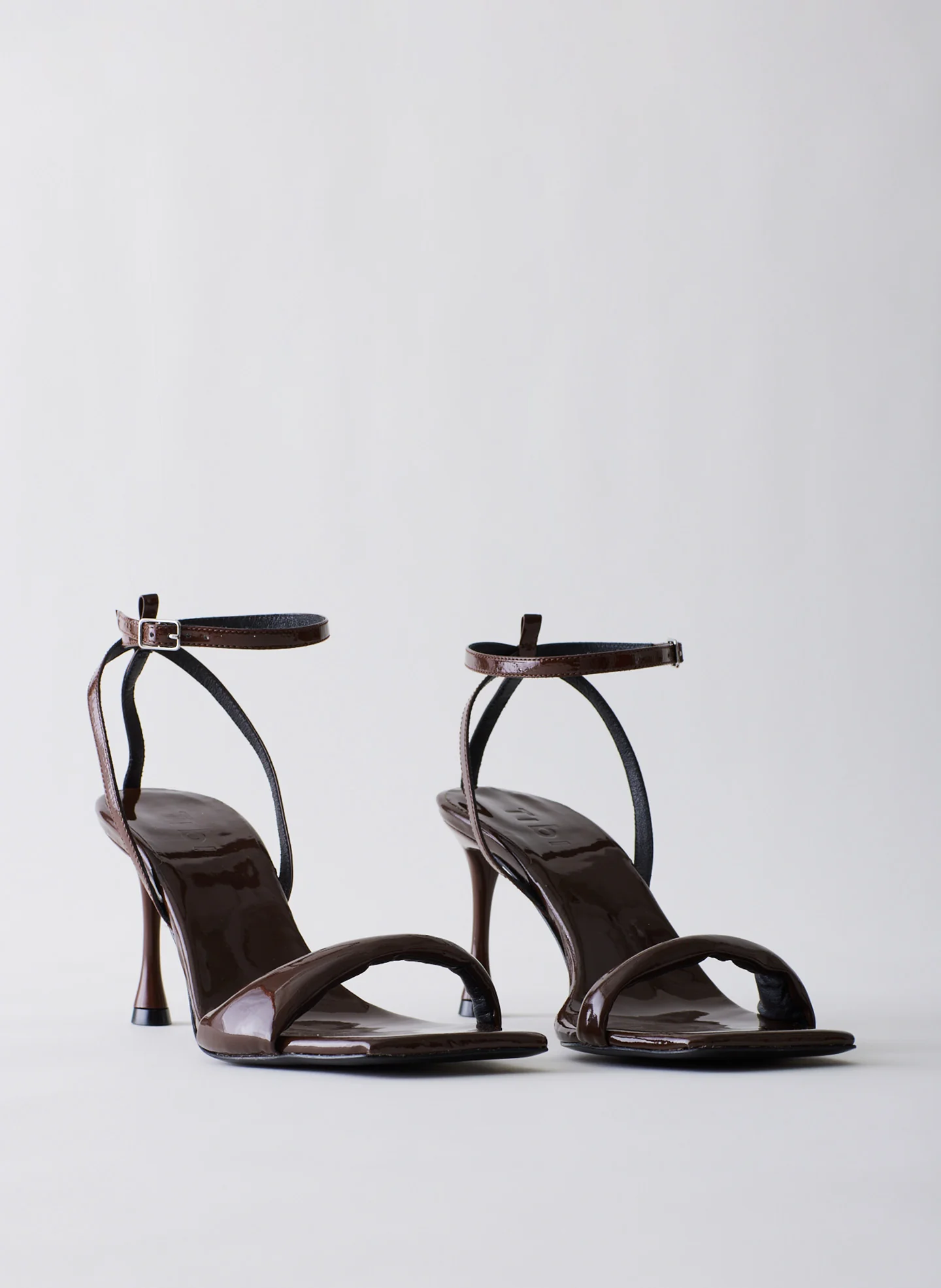 Patent Hugh Sandal - Image 4