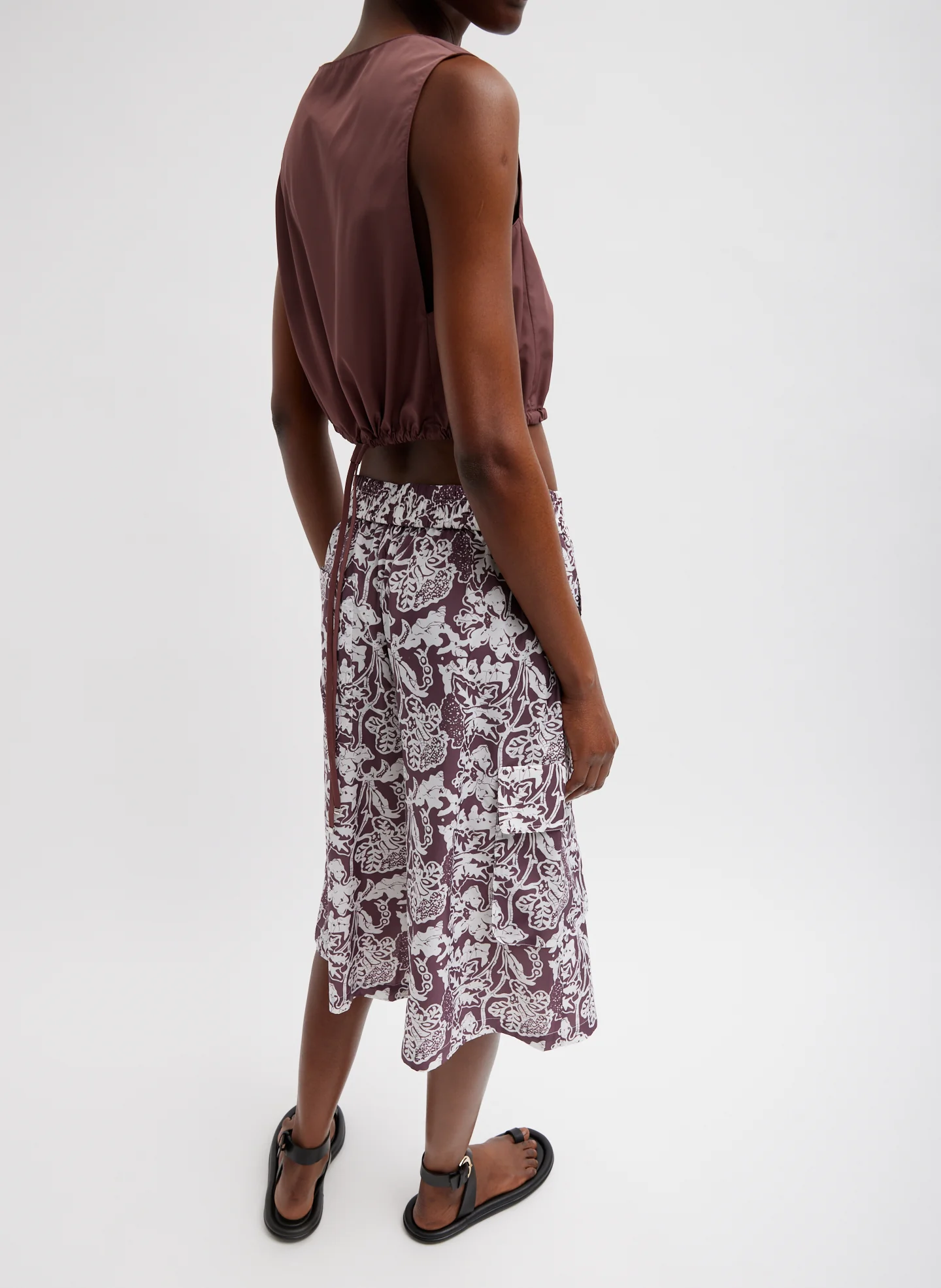 Italian Sporty Nylon Cropped Square Neck Top - Image 3