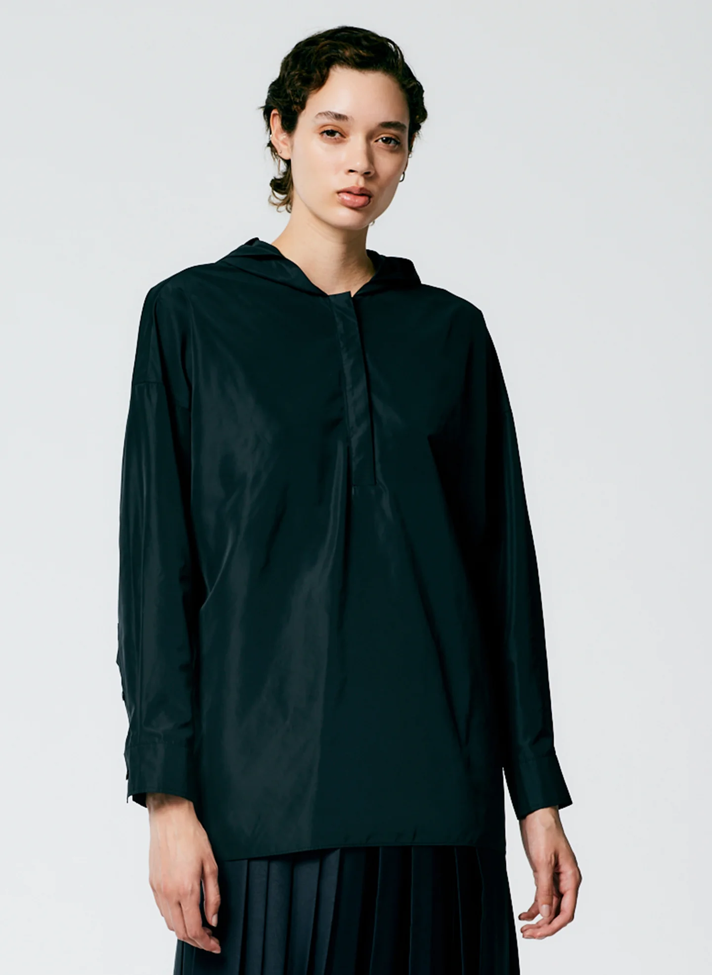 Italian Sporty Nylon Hoodie With Cocoon Back - Image 2